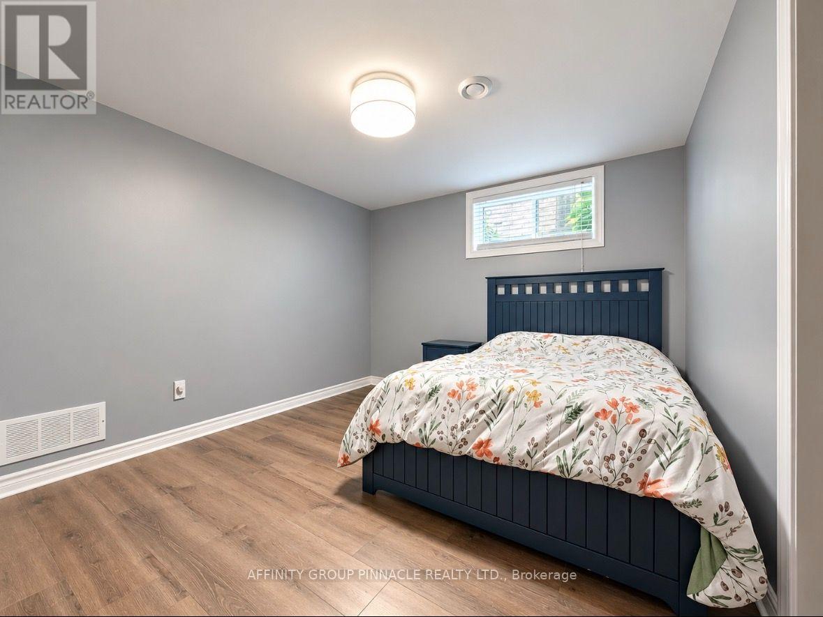 5 Denfield Road, Kawartha Lakes (Lindsay), Ontario  K9V 0B4 - Photo 32 - X13855638