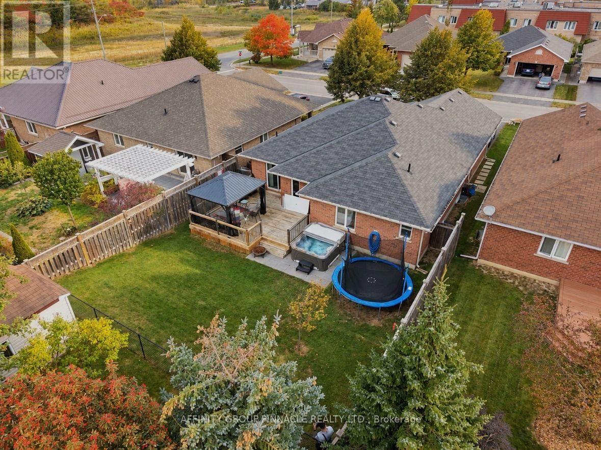 5 Denfield Road, Kawartha Lakes (Lindsay), Ontario  K9V 0B4 - Photo 44 - X13855638