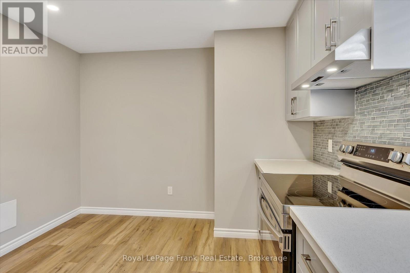 Main - 890 Weller Street, Peterborough (Monaghan Ward 2), Ontario  K9J 4X8 - Photo 15 - X13856326