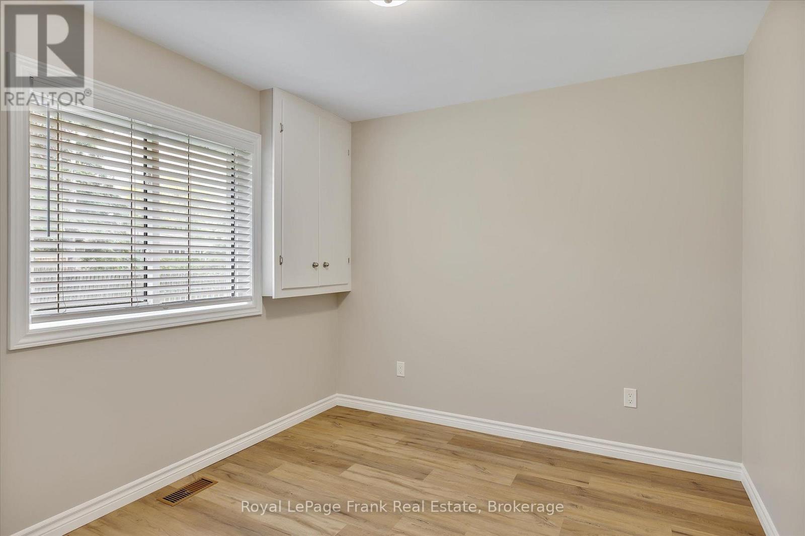 Main - 890 Weller Street, Peterborough (Monaghan Ward 2), Ontario  K9J 4X8 - Photo 25 - X13856326