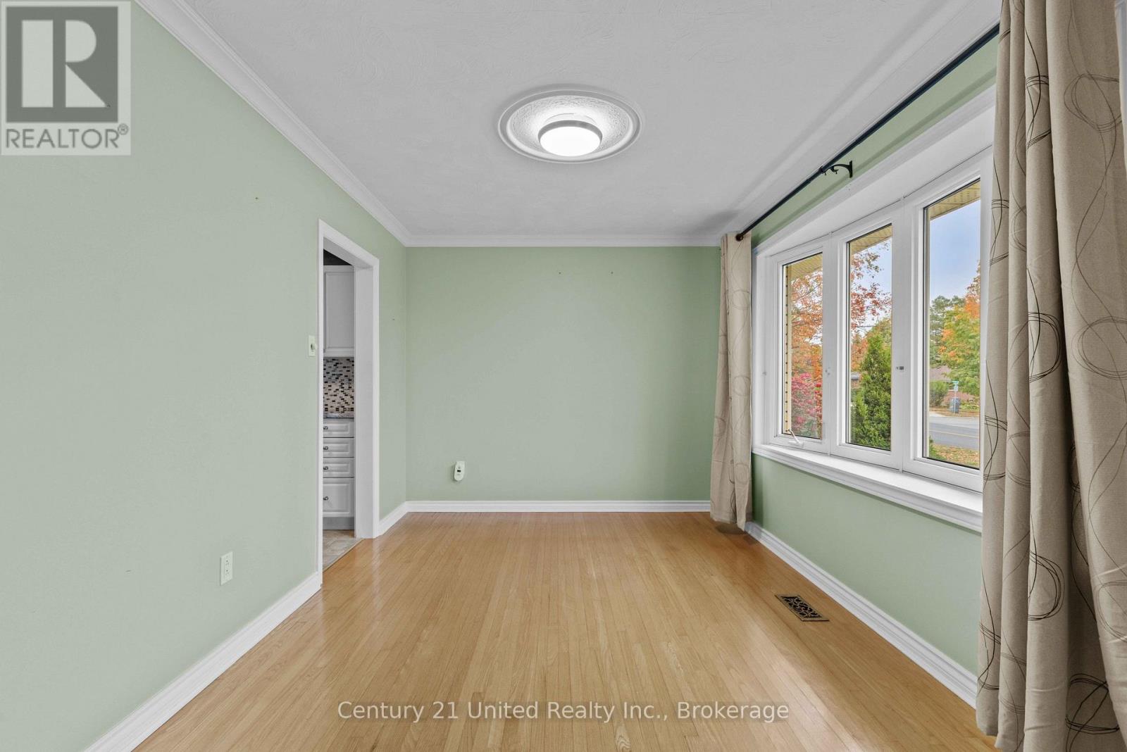 1203 Royal Drive, Peterborough (Northcrest Ward 5), Ontario  K9H 6R3 - Photo 13 - X13856726