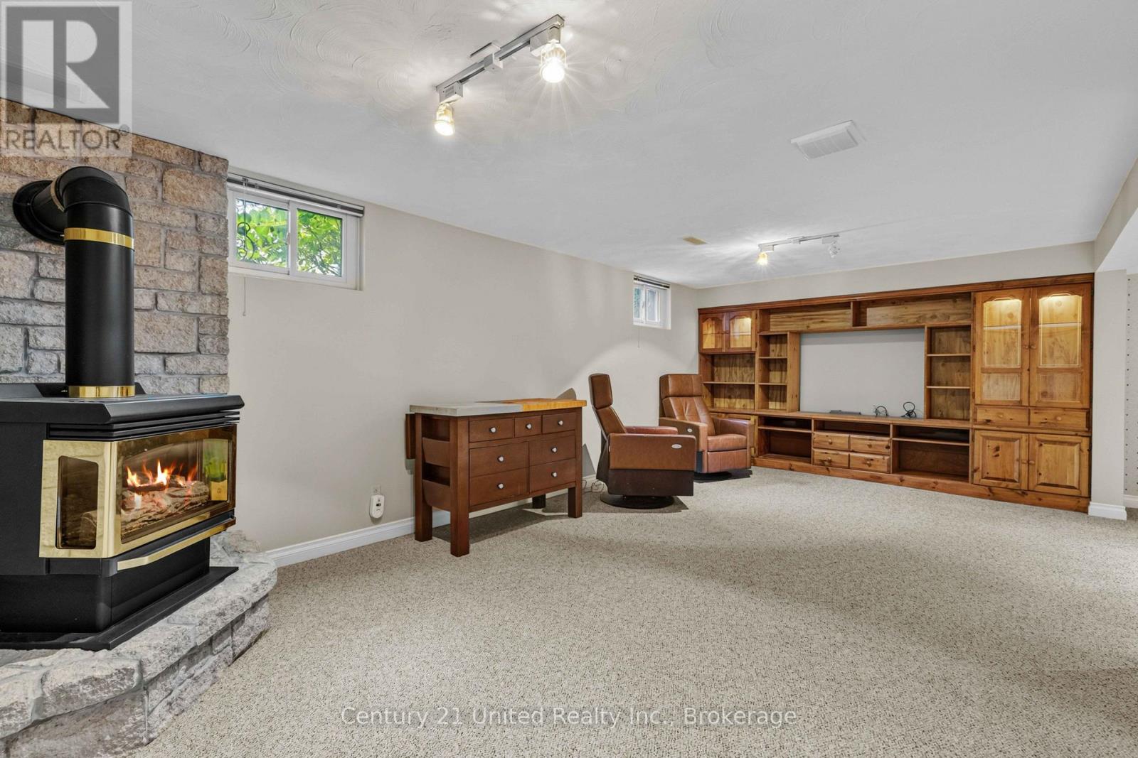 1203 Royal Drive, Peterborough (Northcrest Ward 5), Ontario  K9H 6R3 - Photo 33 - X13856726