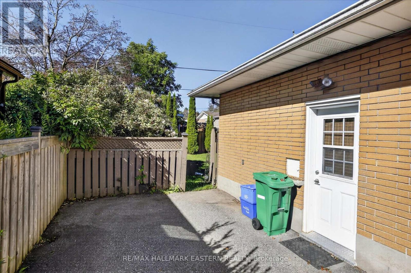 897 Westdale Avenue, Peterborough (Northcrest Ward 5), Ontario  K9H 6C5 - Photo 38 - X13858294