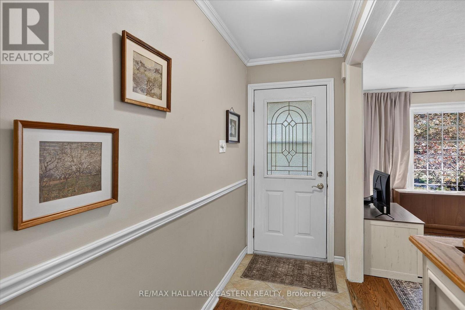 897 Westdale Avenue, Peterborough (Northcrest Ward 5), Ontario  K9H 6C5 - Photo 4 - X13858294