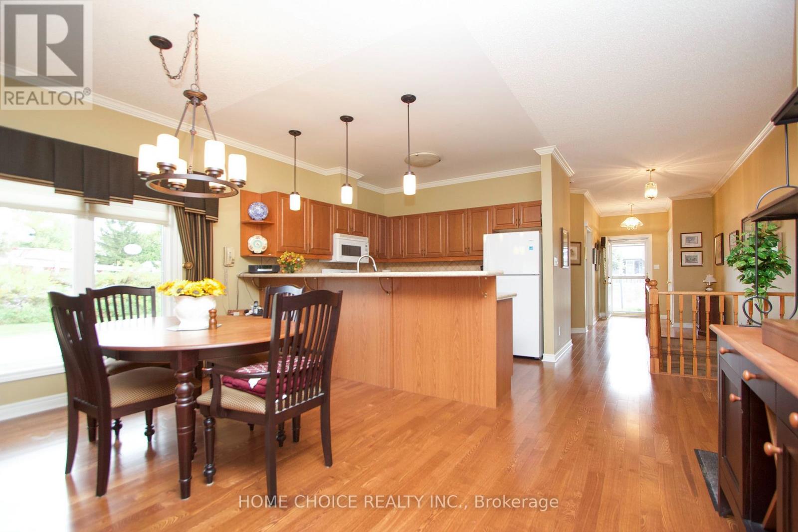8 Hinkley Trail, Clarington (Newcastle), Ontario  L1B 1P4 - Photo 12 - E13859670