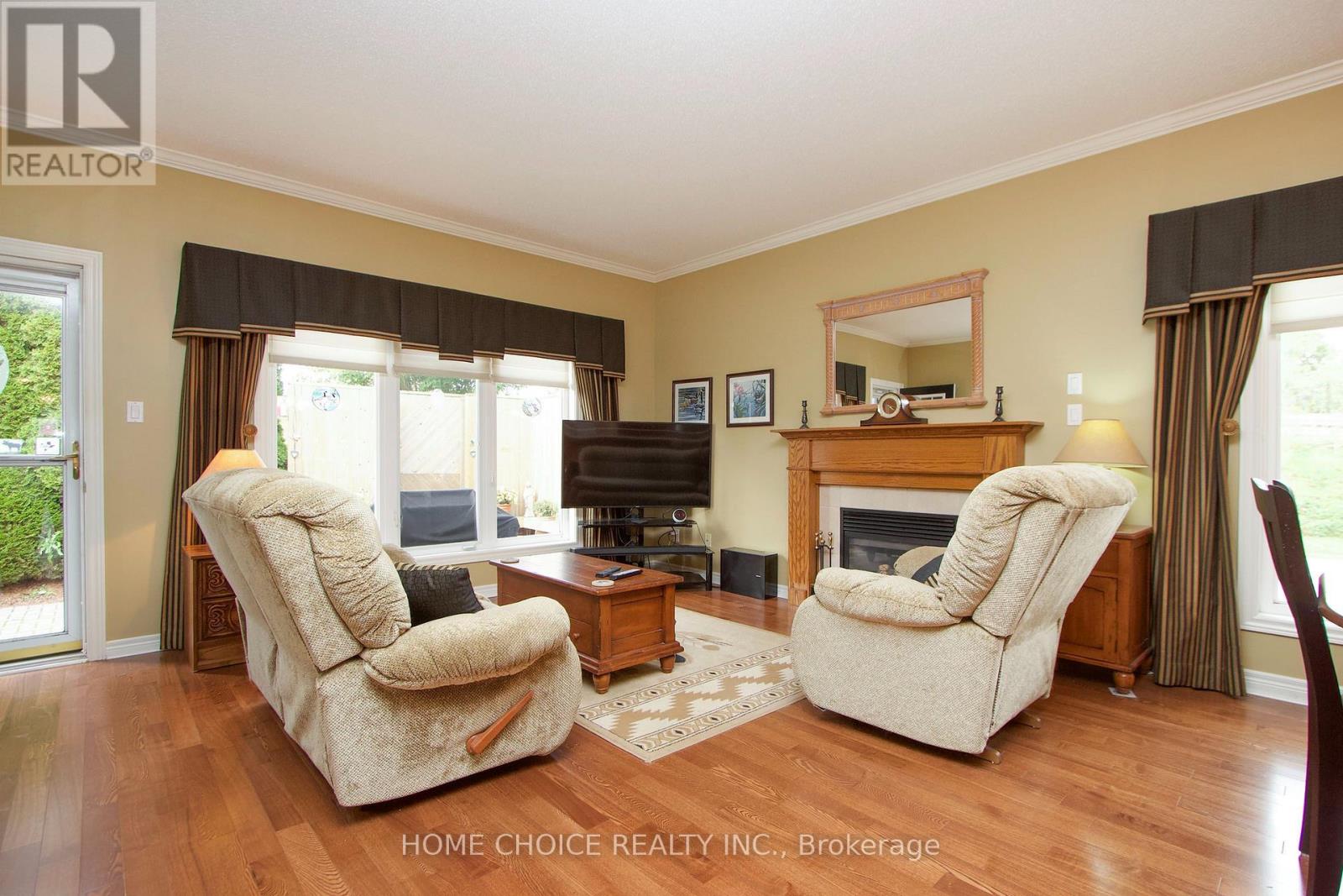 8 Hinkley Trail, Clarington (Newcastle), Ontario  L1B 1P4 - Photo 15 - E13859670