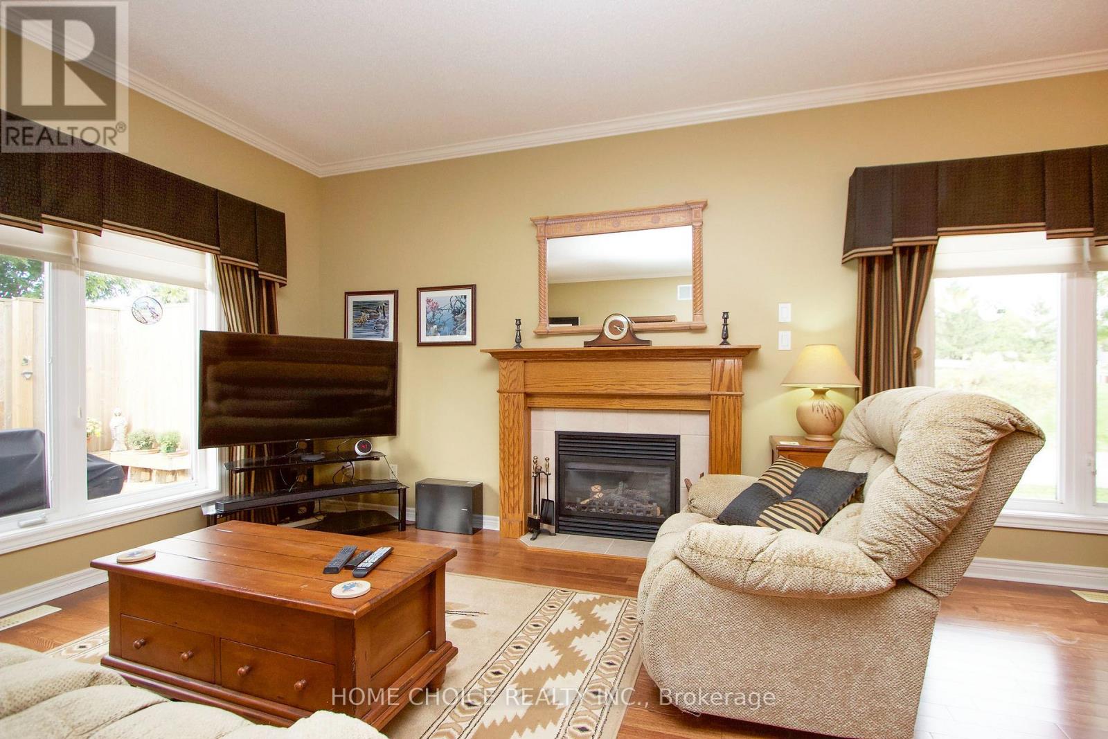 8 Hinkley Trail, Clarington (Newcastle), Ontario  L1B 1P4 - Photo 16 - E13859670