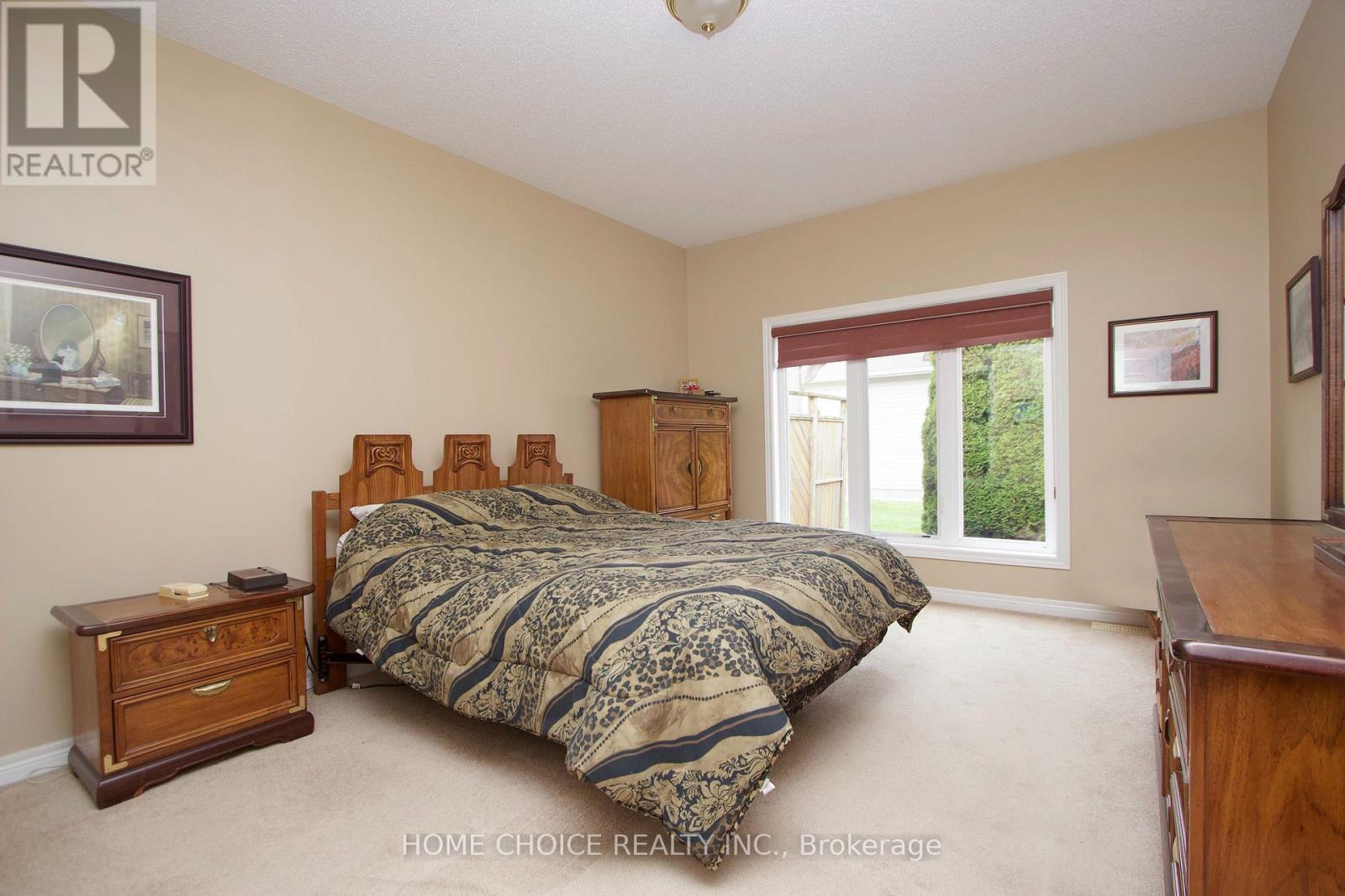 8 Hinkley Trail, Clarington (Newcastle), Ontario  L1B 1P4 - Photo 18 - E13859670