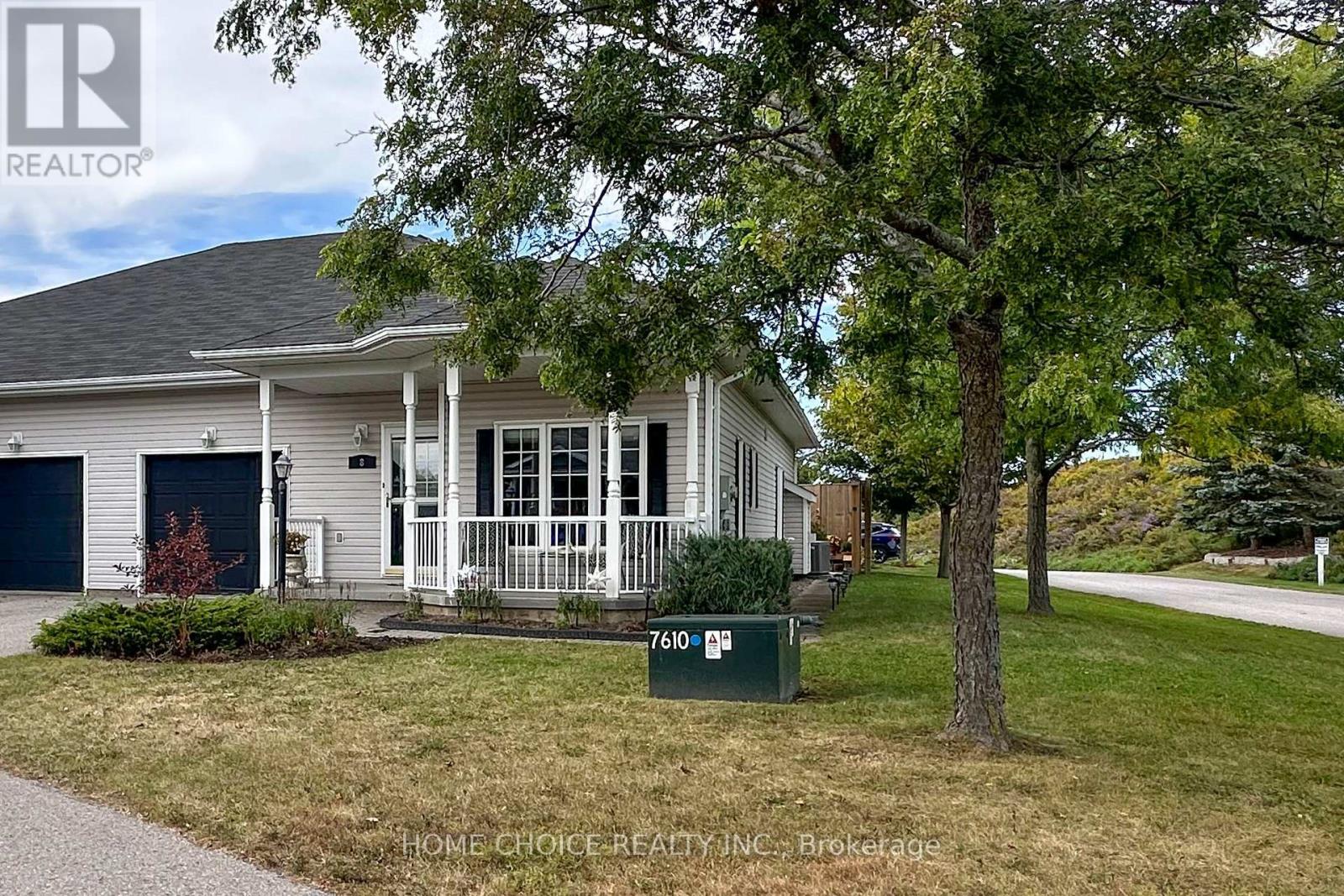 8 Hinkley Trail, Clarington (Newcastle), Ontario  L1B 1P4 - Photo 2 - E13859670