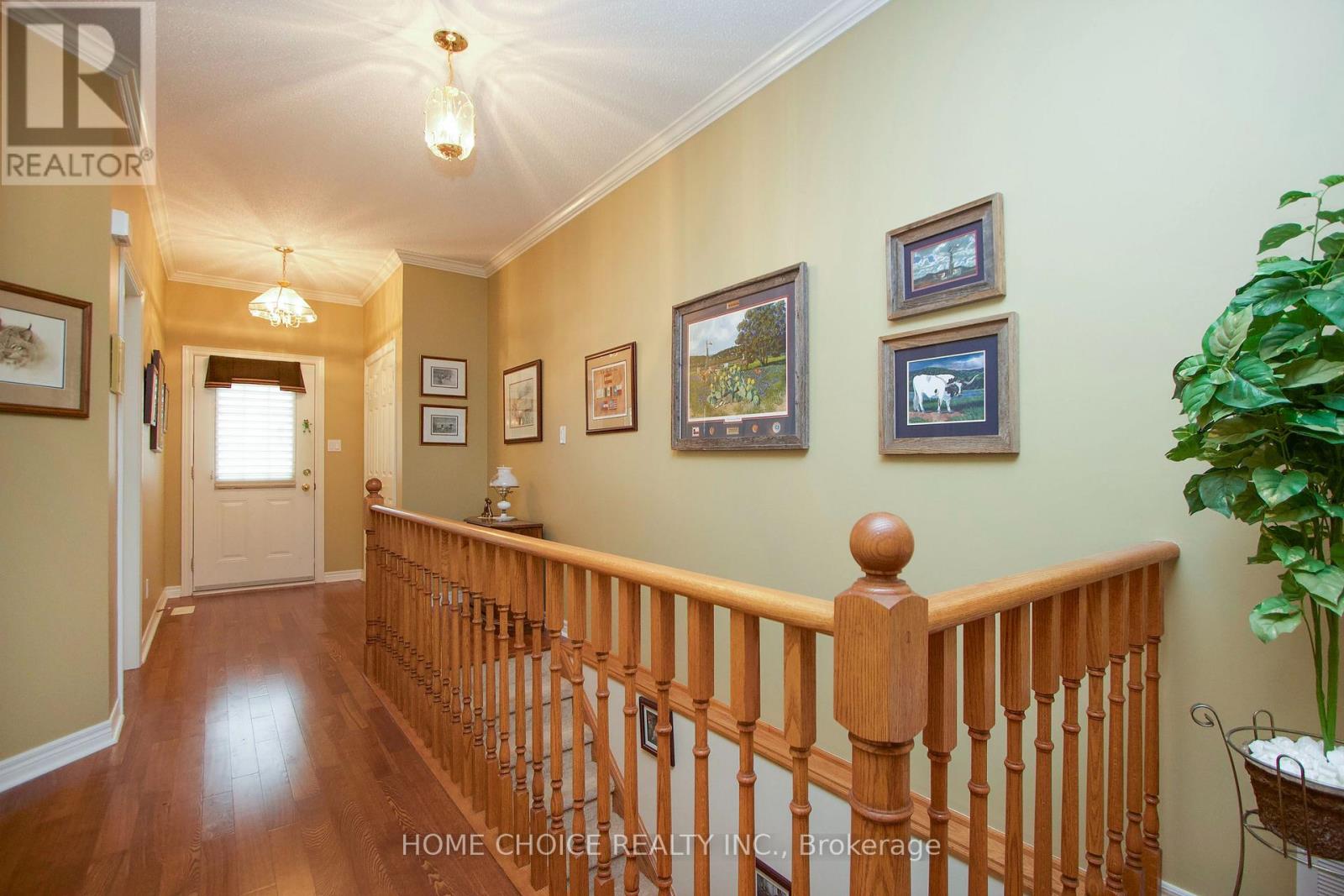 8 Hinkley Trail, Clarington (Newcastle), Ontario  L1B 1P4 - Photo 5 - E13859670