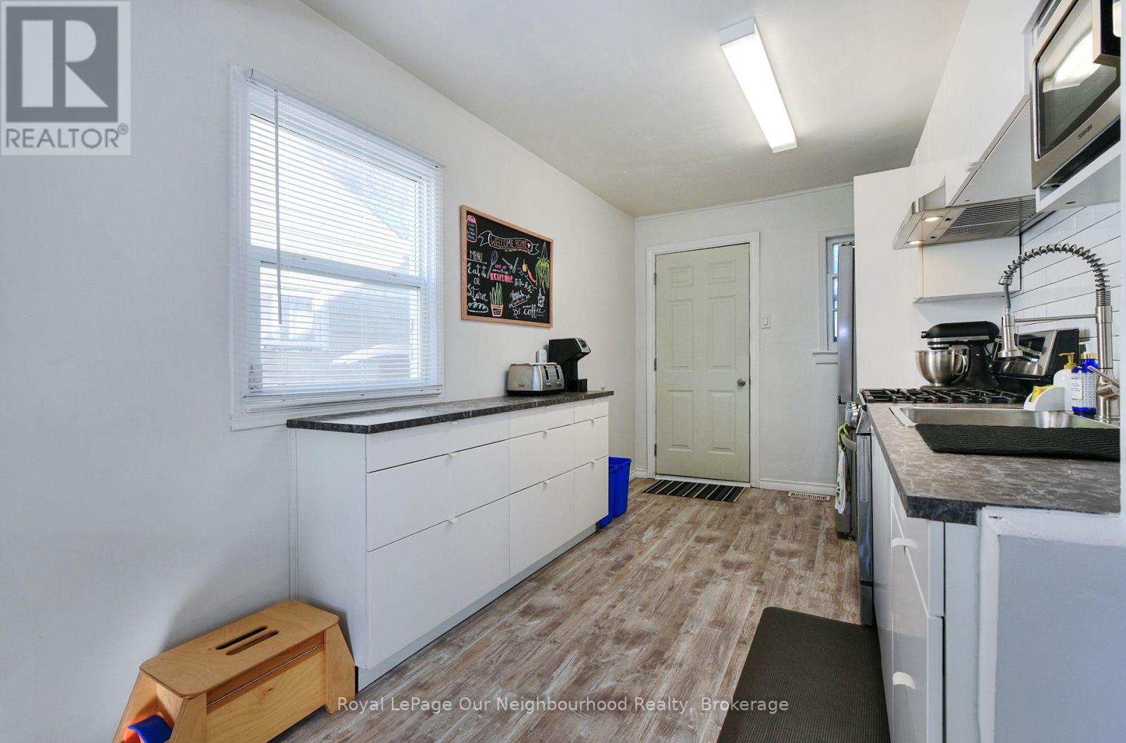 760 New Romaine Street, Peterborough (Otonabee Ward 1), Ontario  K9J 2E9 - Photo 8 - X13860430