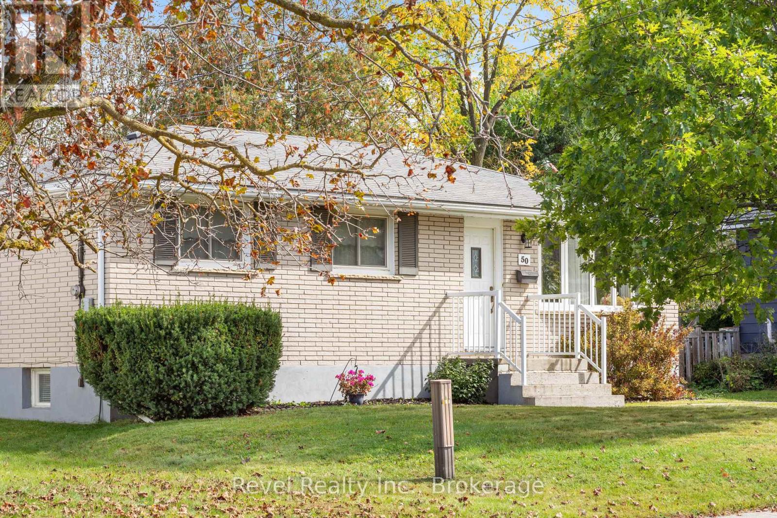 50 St David Street, Kawartha Lakes (Lindsay), Ontario  K9V 1N3 - Photo 2 - X13860520