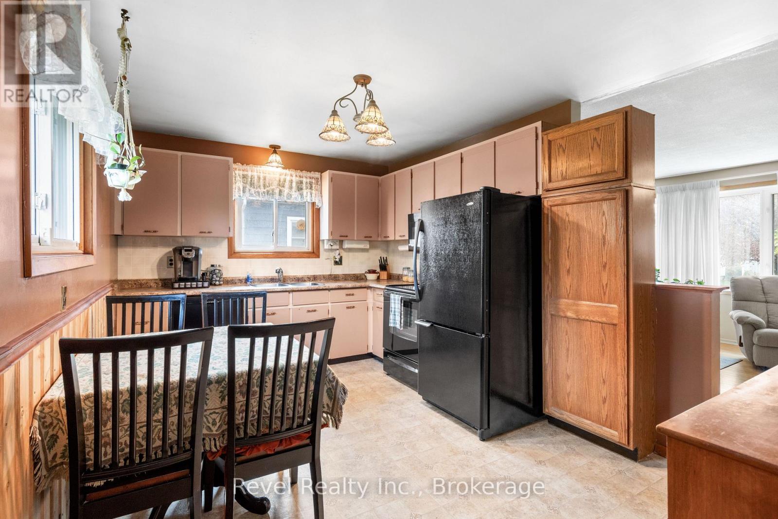 50 St David Street, Kawartha Lakes (Lindsay), Ontario  K9V 1N3 - Photo 9 - X13860520