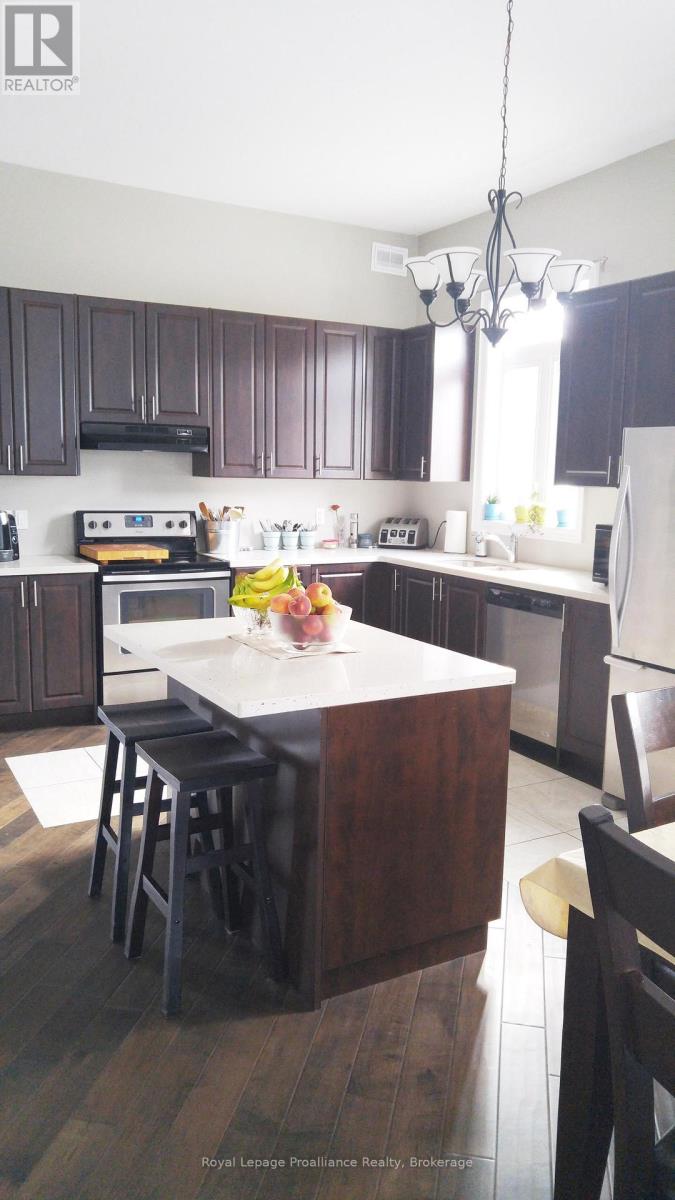 10 Lockside Drive, Peterborough (Otonabee Ward 1), Ontario  K9J 8T1 - Photo 5 - X13860636