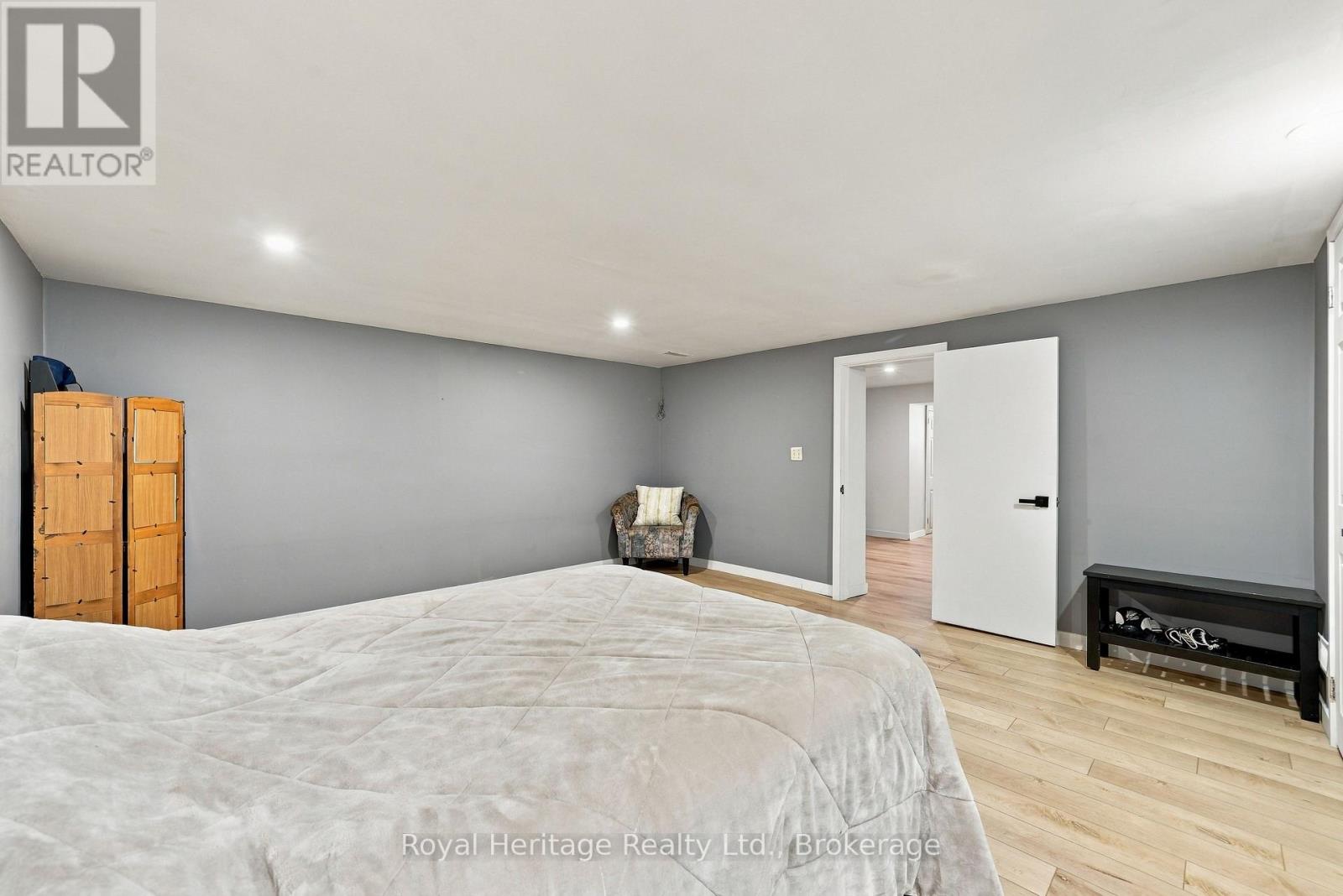 618 Sunset Boulevard, Clarington (Newcastle), Ontario  L1B 1C9 - Photo 36 - E13861654