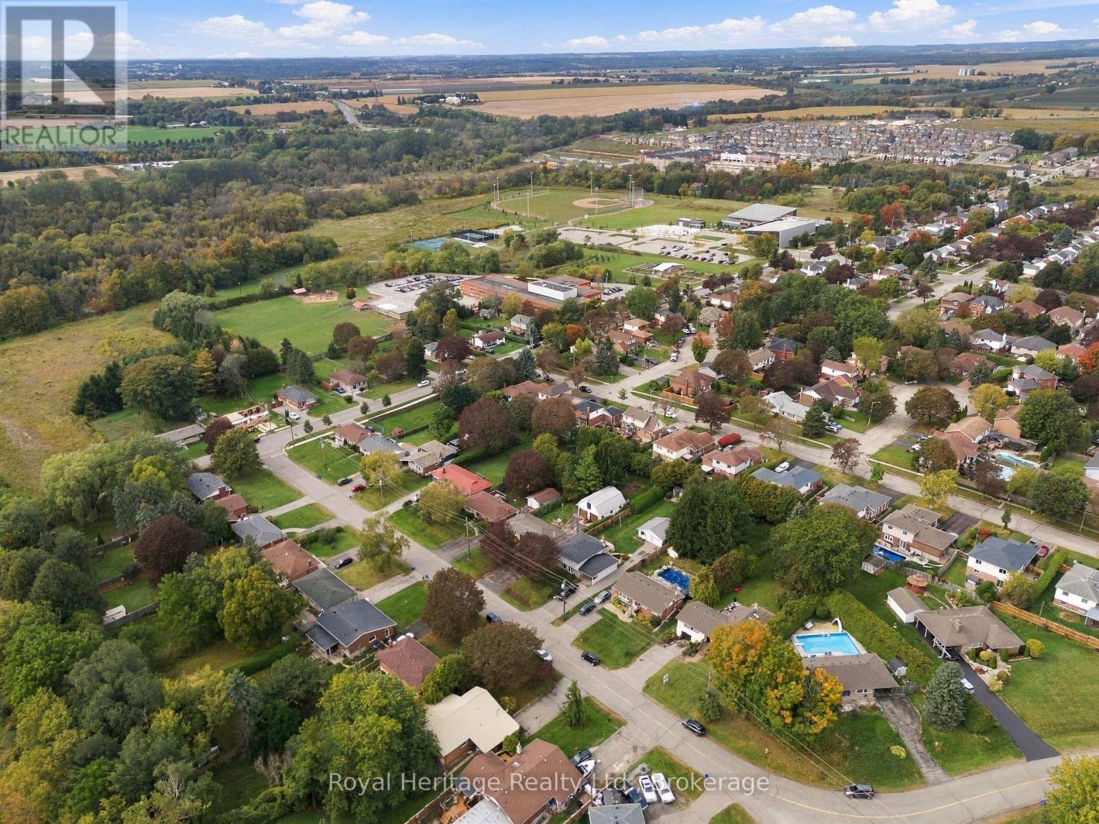 618 Sunset Boulevard, Clarington (Newcastle), Ontario  L1B 1C9 - Photo 40 - E13861654