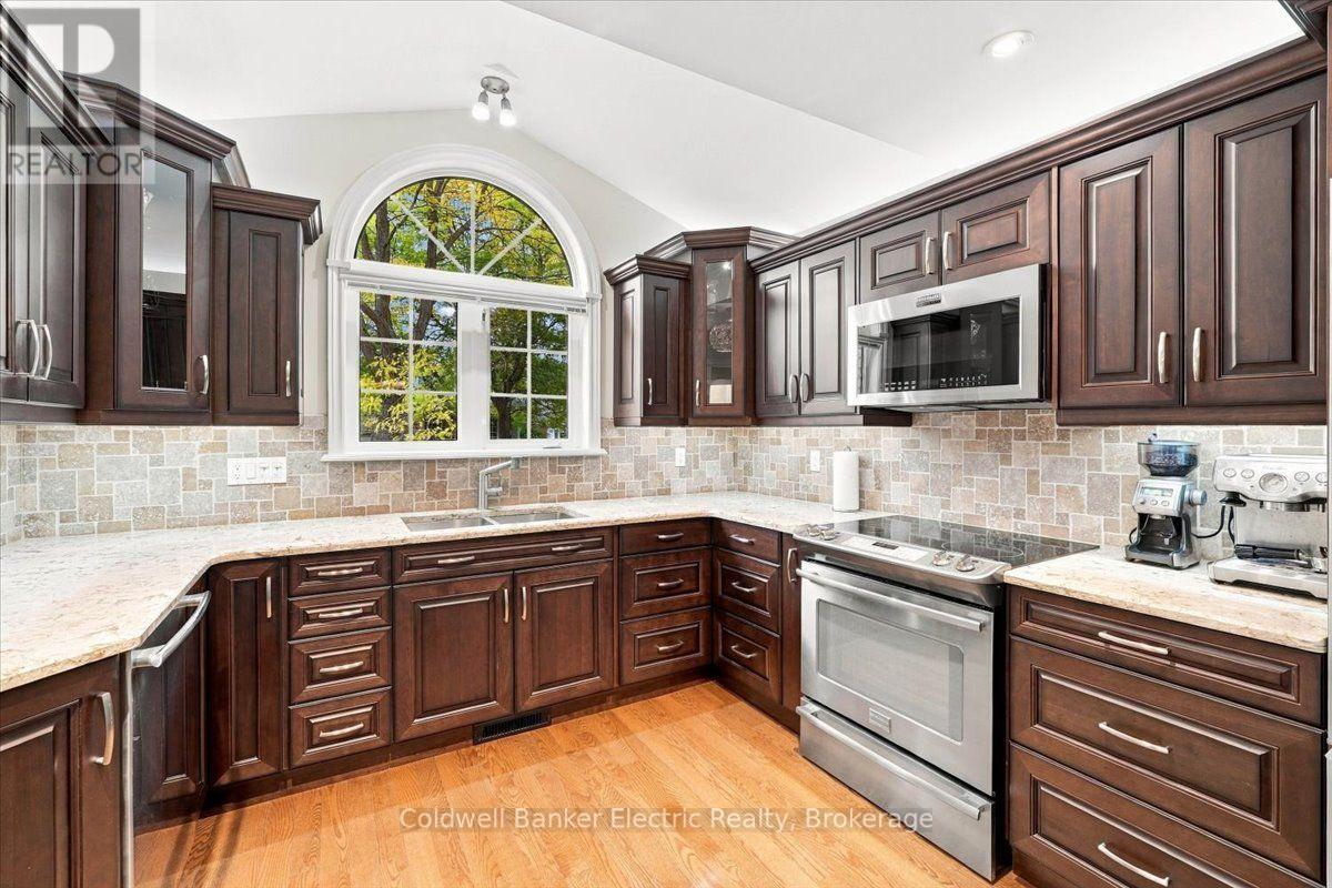 35 - 300 Franmor Drive, Peterborough (Ashburnham Ward 4), Ontario  K9H 7R1 - Photo 10 - X13862246