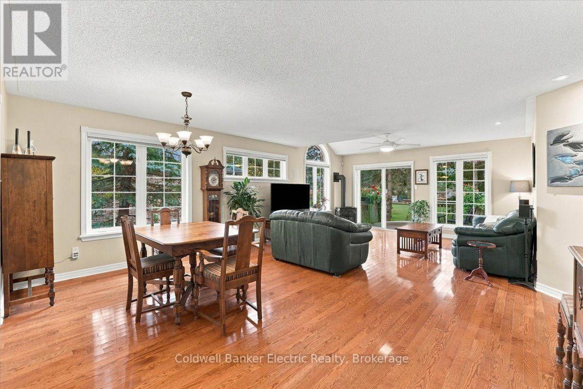 35 - 300 Franmor Drive, Peterborough (Ashburnham Ward 4), Ontario  K9H 7R1 - Photo 5 - X13862246