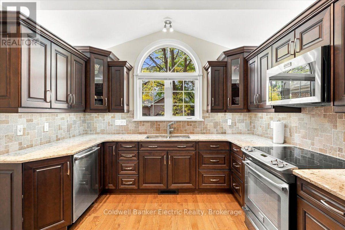 35 - 300 Franmor Drive, Peterborough (Ashburnham Ward 4), Ontario  K9H 7R1 - Photo 6 - X13862246