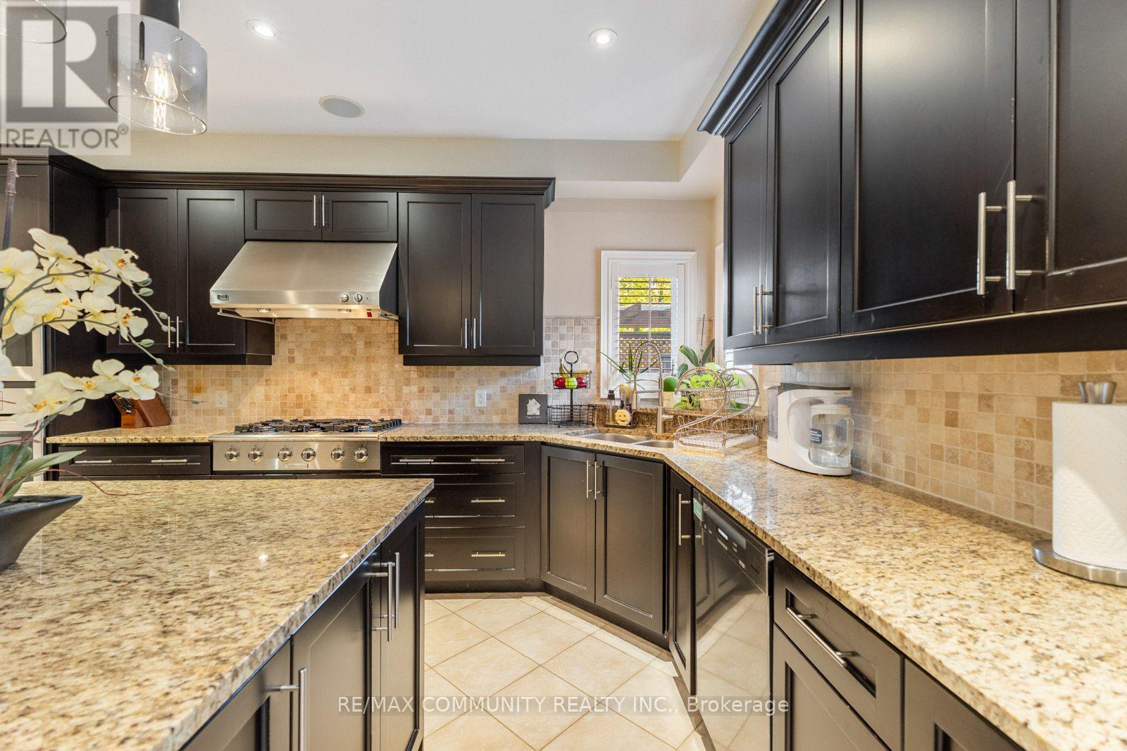 353 Shipway Avenue, Clarington (Newcastle), Ontario  L1B 0C1 - Photo 16 - E13862184