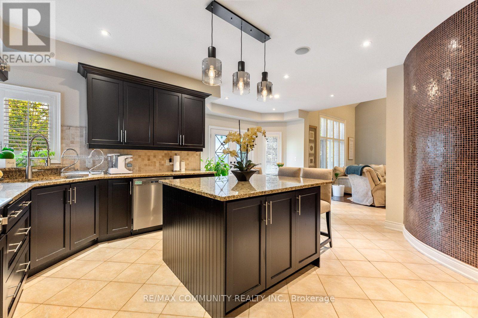 353 Shipway Avenue, Clarington (Newcastle), Ontario  L1B 0C1 - Photo 17 - E13862184