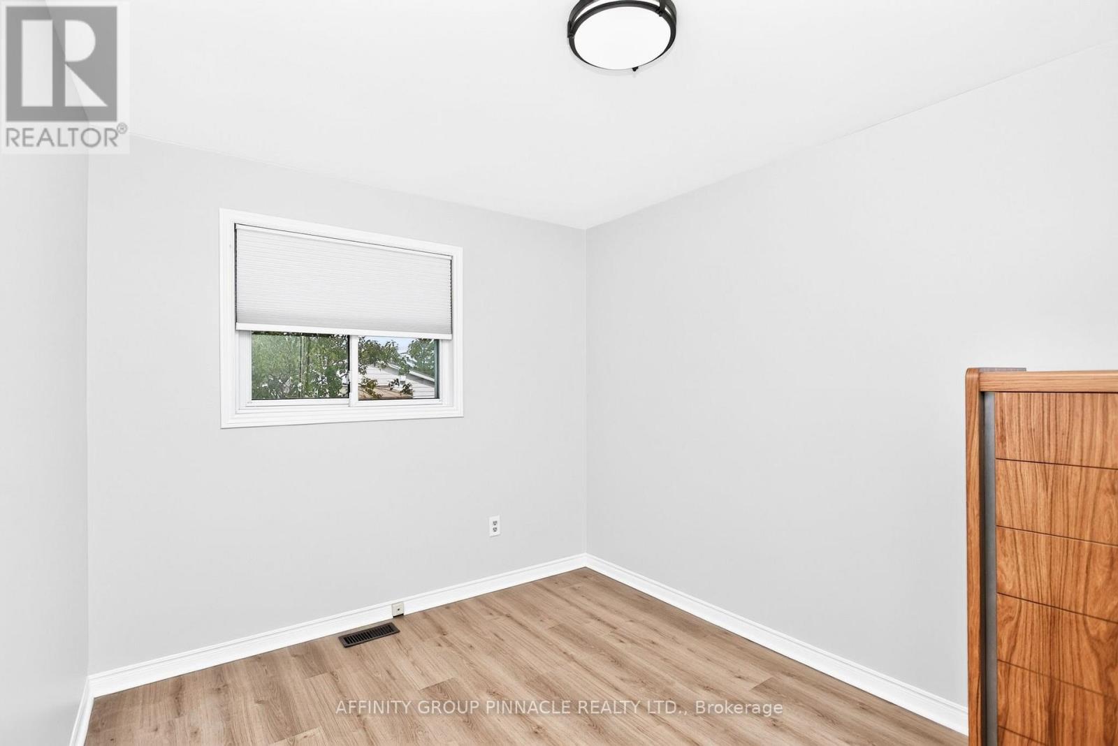 24 Andrew Drive, Kawartha Lakes (Lindsay), Ontario  K9V 5W6 - Photo 21 - X13863060