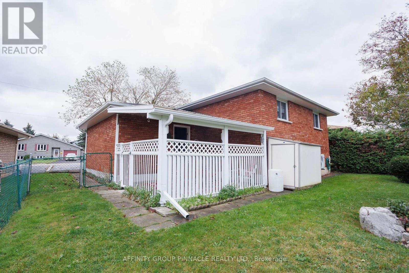 24 Andrew Drive, Kawartha Lakes (Lindsay), Ontario  K9V 5W6 - Photo 35 - X13863060