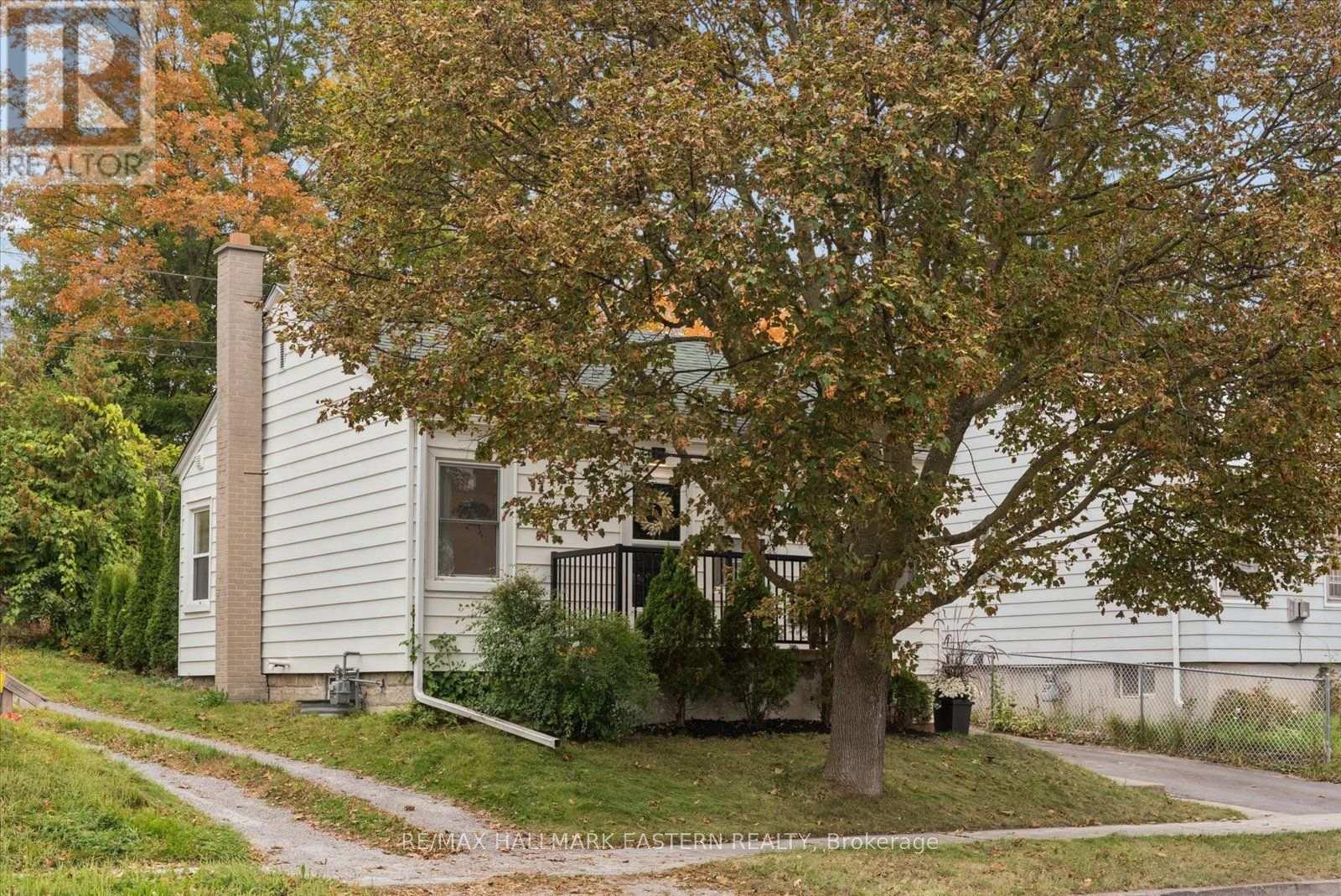 482 Wellington Street W, Peterborough (Northcrest Ward 5), Ontario  K9H 5C5 - Photo 4 - X13863488