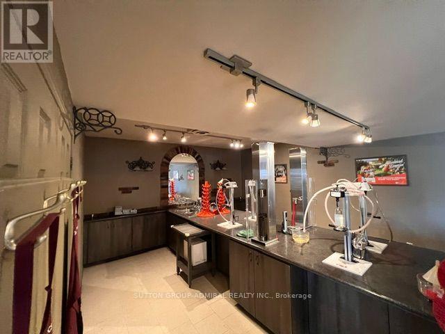 10 York Street N, Kawartha Lakes (Lindsay), Ontario  K9V 3Z6 - Photo 4 - X13863466