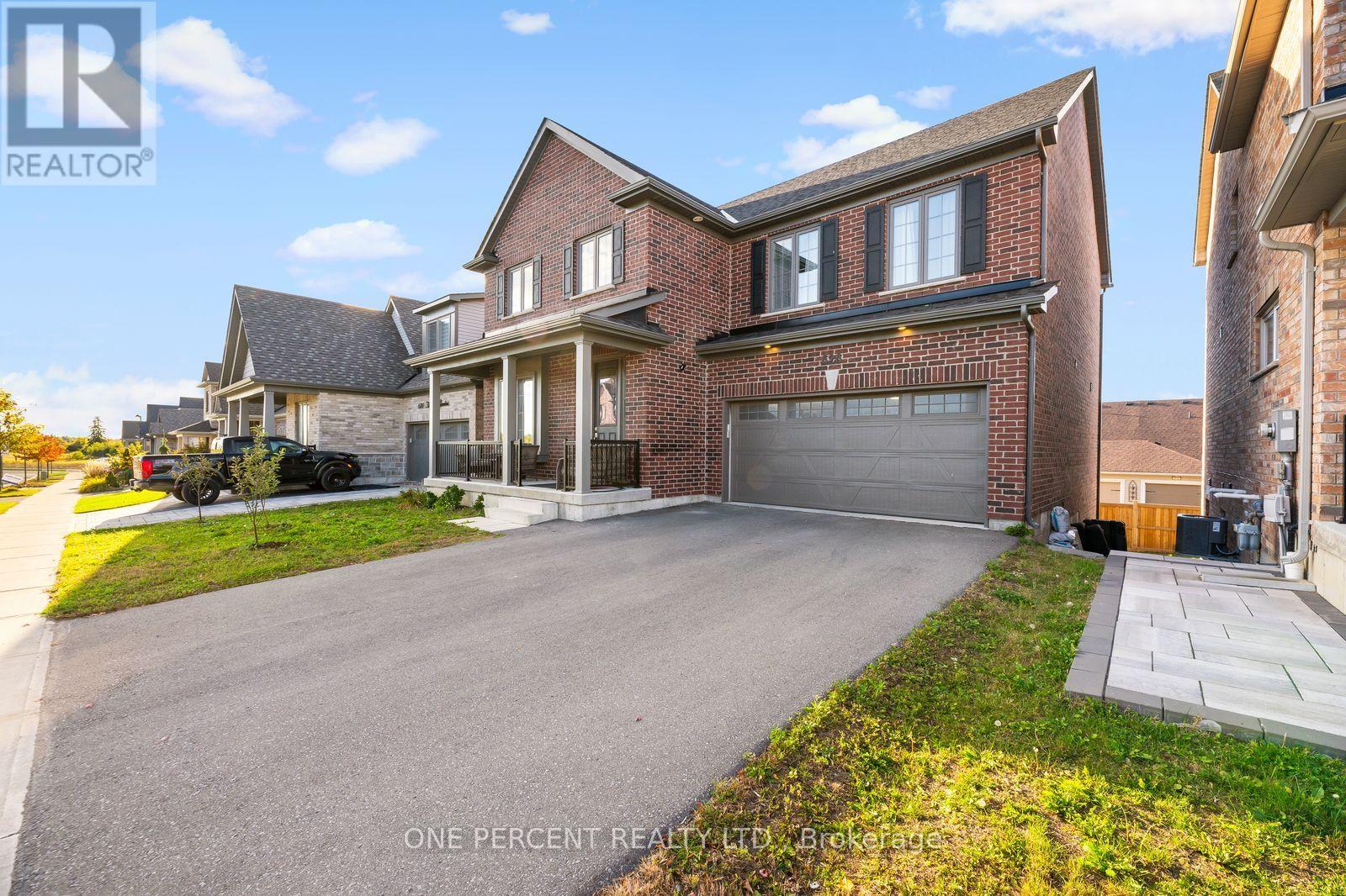 626 Haylock Gardens, Peterborough (Northcrest Ward 5), Ontario  K9H 0H7 - Photo 2 - X13863496