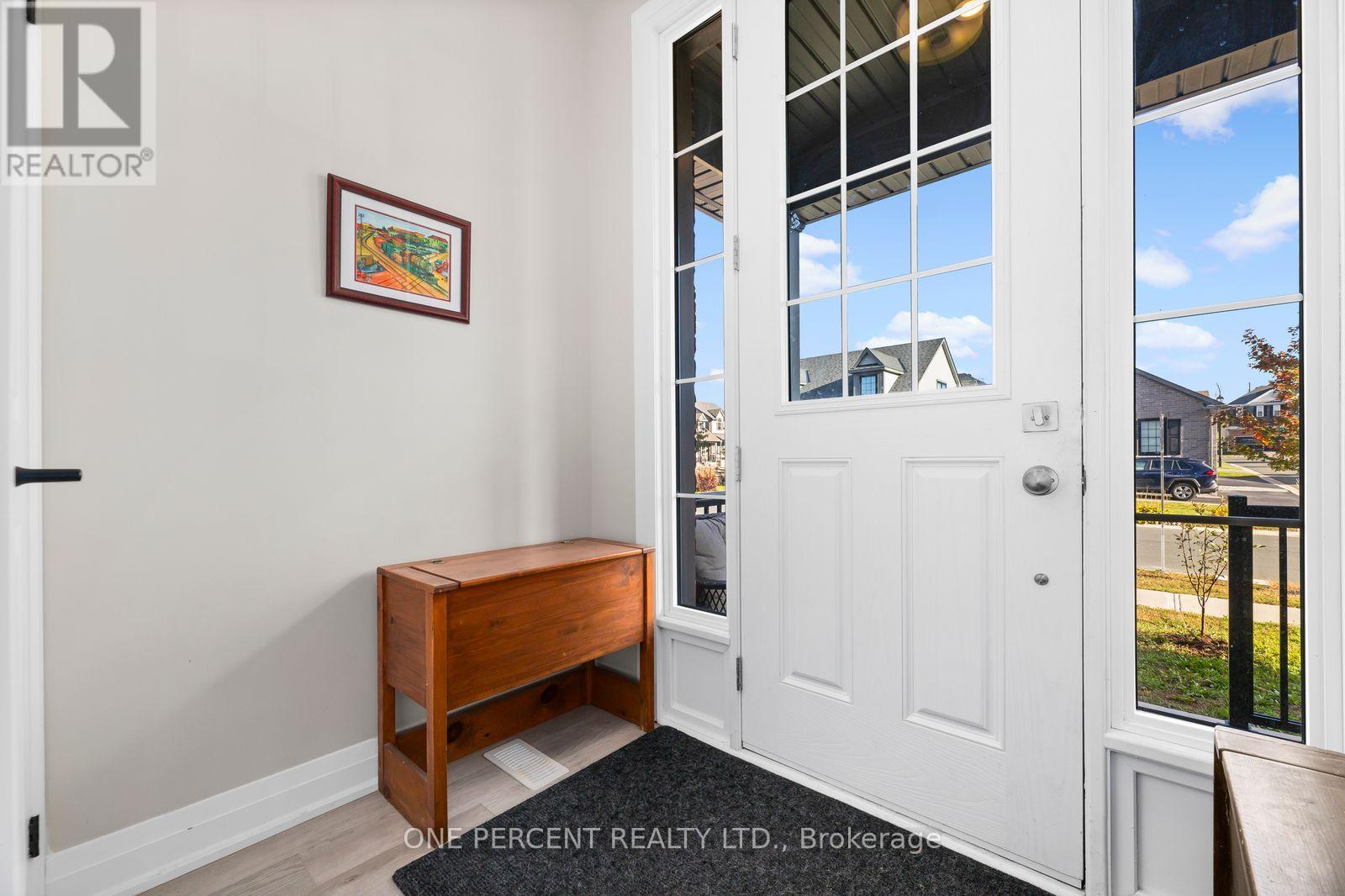 626 Haylock Gardens, Peterborough (Northcrest Ward 5), Ontario  K9H 0H7 - Photo 4 - X13863496