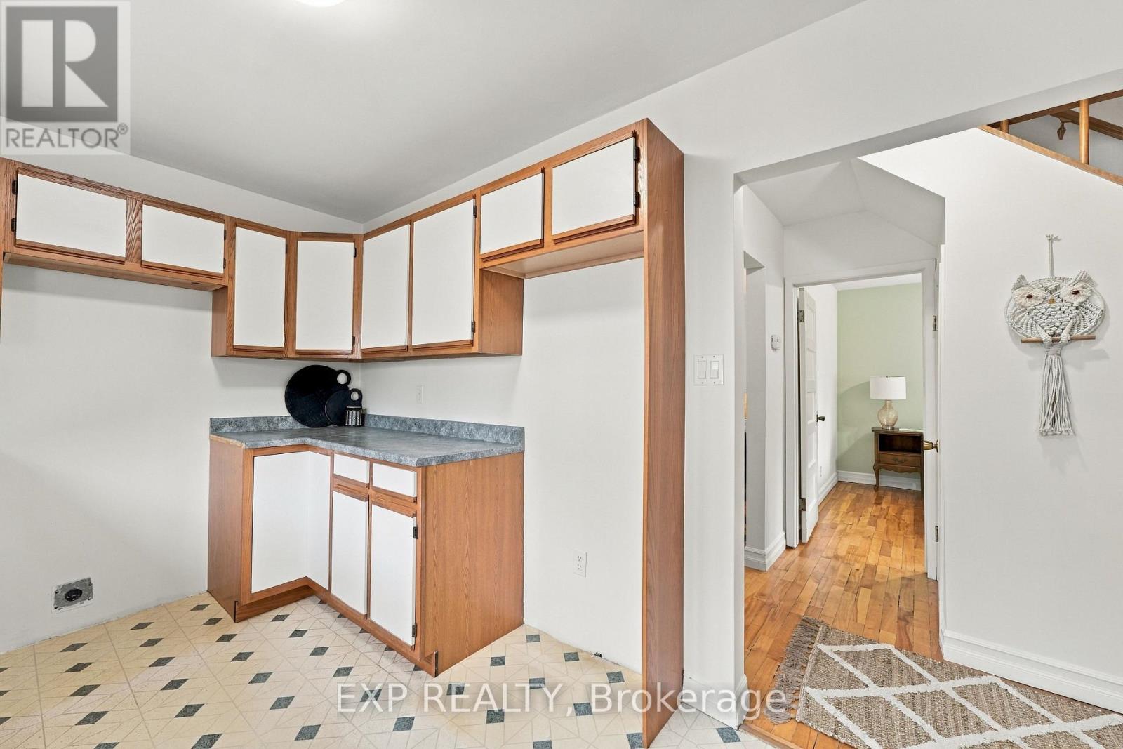 724 Mckellar Street, Peterborough (Otonabee Ward 1), Ontario  K9J 1R3 - Photo 14 - X13864012
