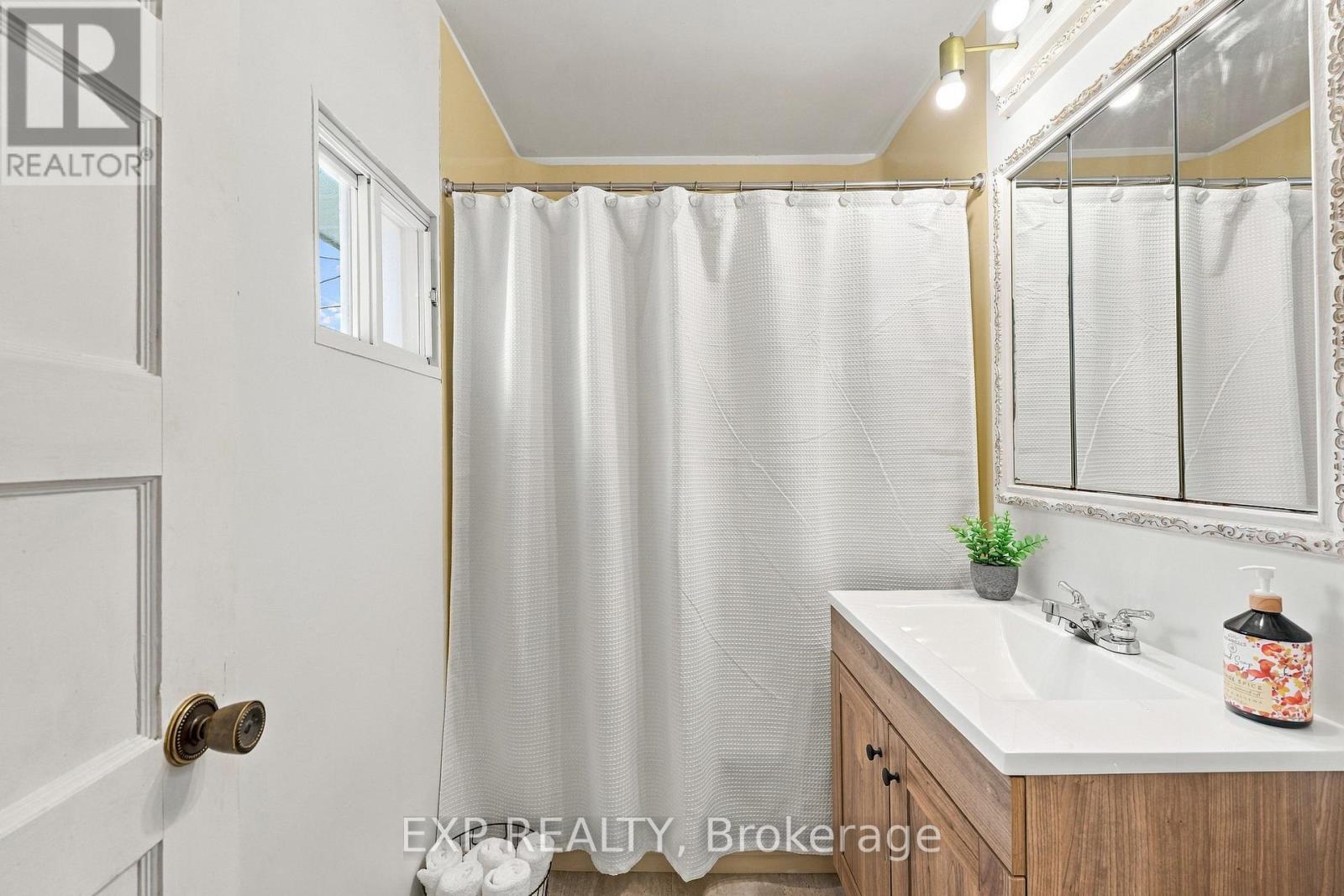724 Mckellar Street, Peterborough (Otonabee Ward 1), Ontario  K9J 1R3 - Photo 20 - X13864012