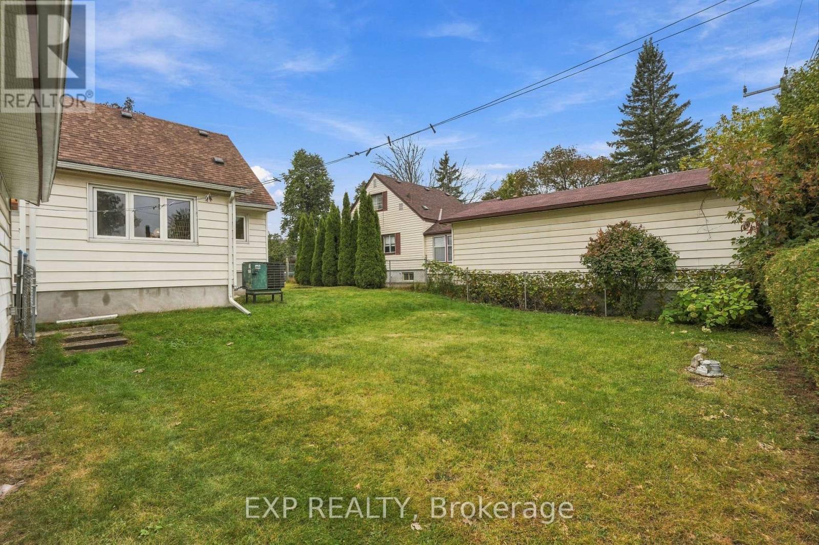 724 Mckellar Street, Peterborough (Otonabee Ward 1), Ontario  K9J 1R3 - Photo 5 - X13864012