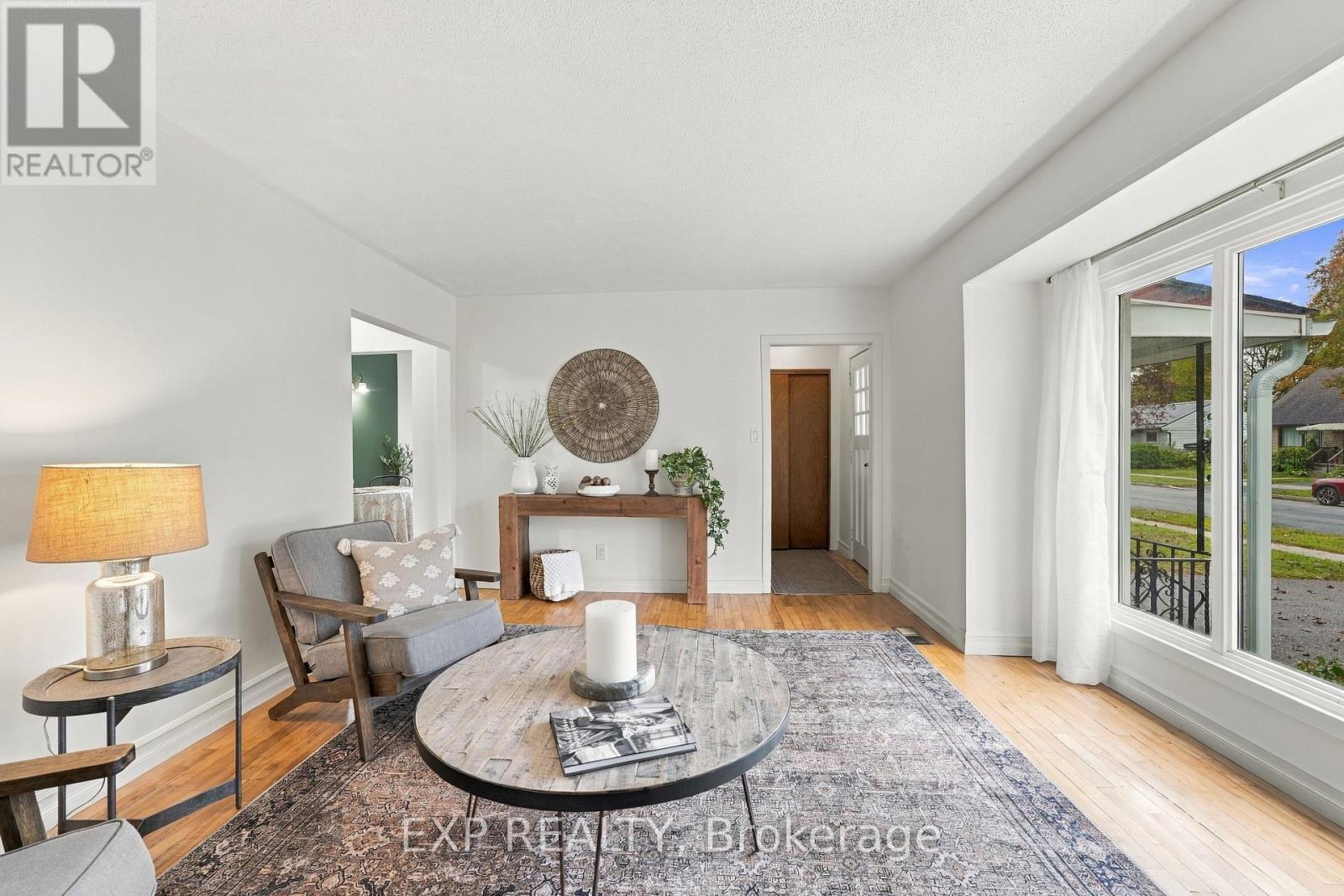 724 Mckellar Street, Peterborough (Otonabee Ward 1), Ontario  K9J 1R3 - Photo 8 - X13864012