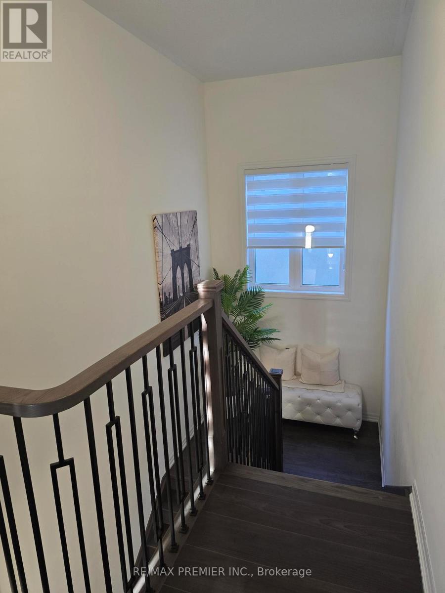 106 Ed Ewert Avenue, Clarington (Newcastle), Ontario  L1B 0W7 - Photo 15 - E13864664