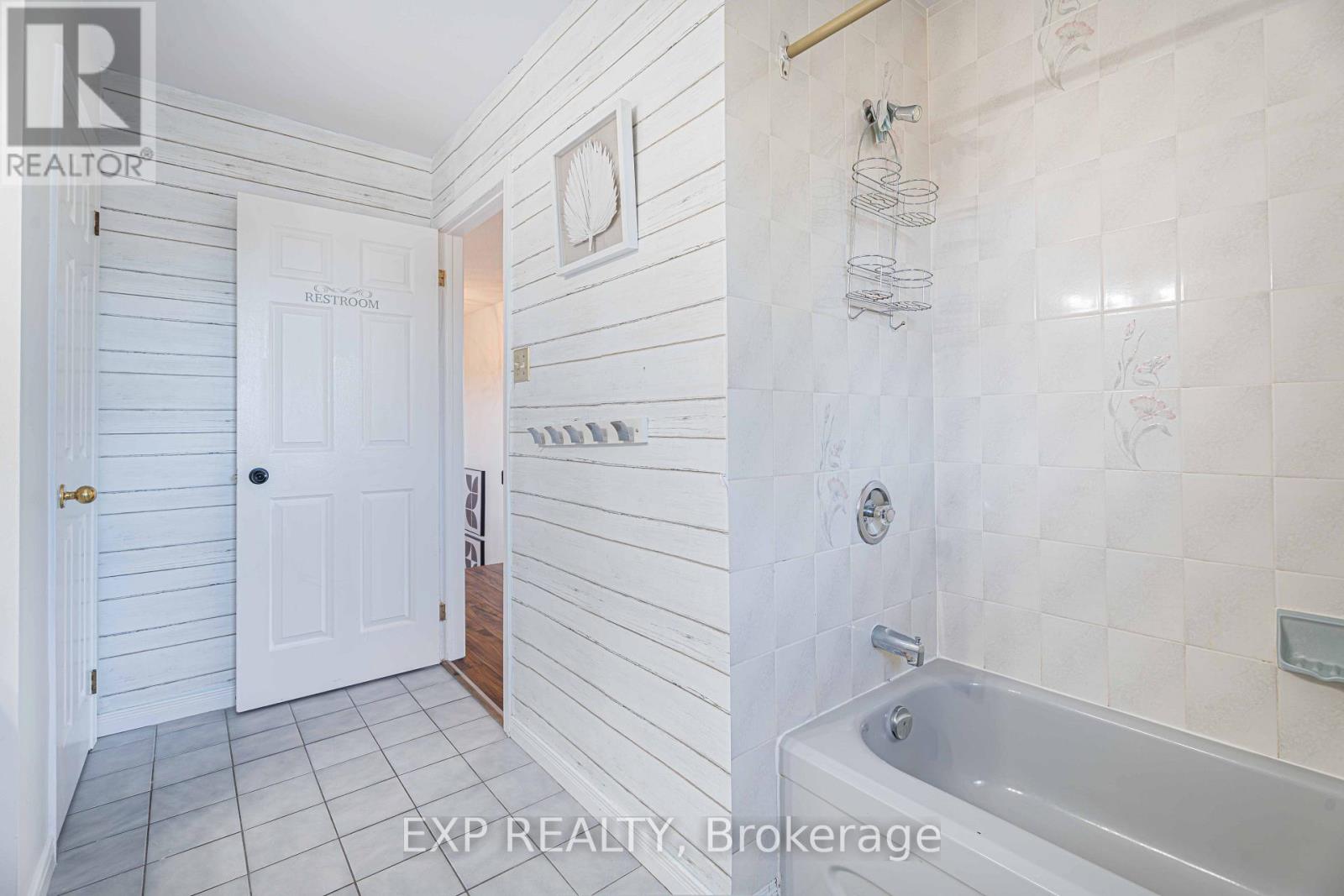 1950 Mapleridge Drive, Peterborough (Monaghan Ward 2), Ontario  K9K 2E4 - Photo 34 - X13864728