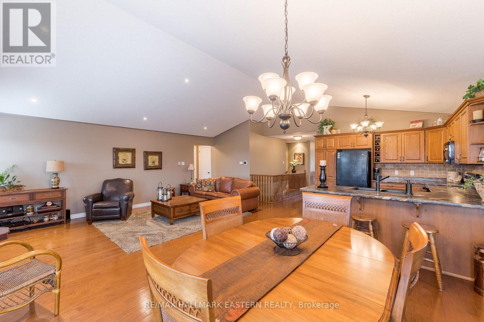 748 Overend Gardens, Peterborough (Monaghan Ward 2), Ontario  K9K 0A2 - Photo 16 - X13865478