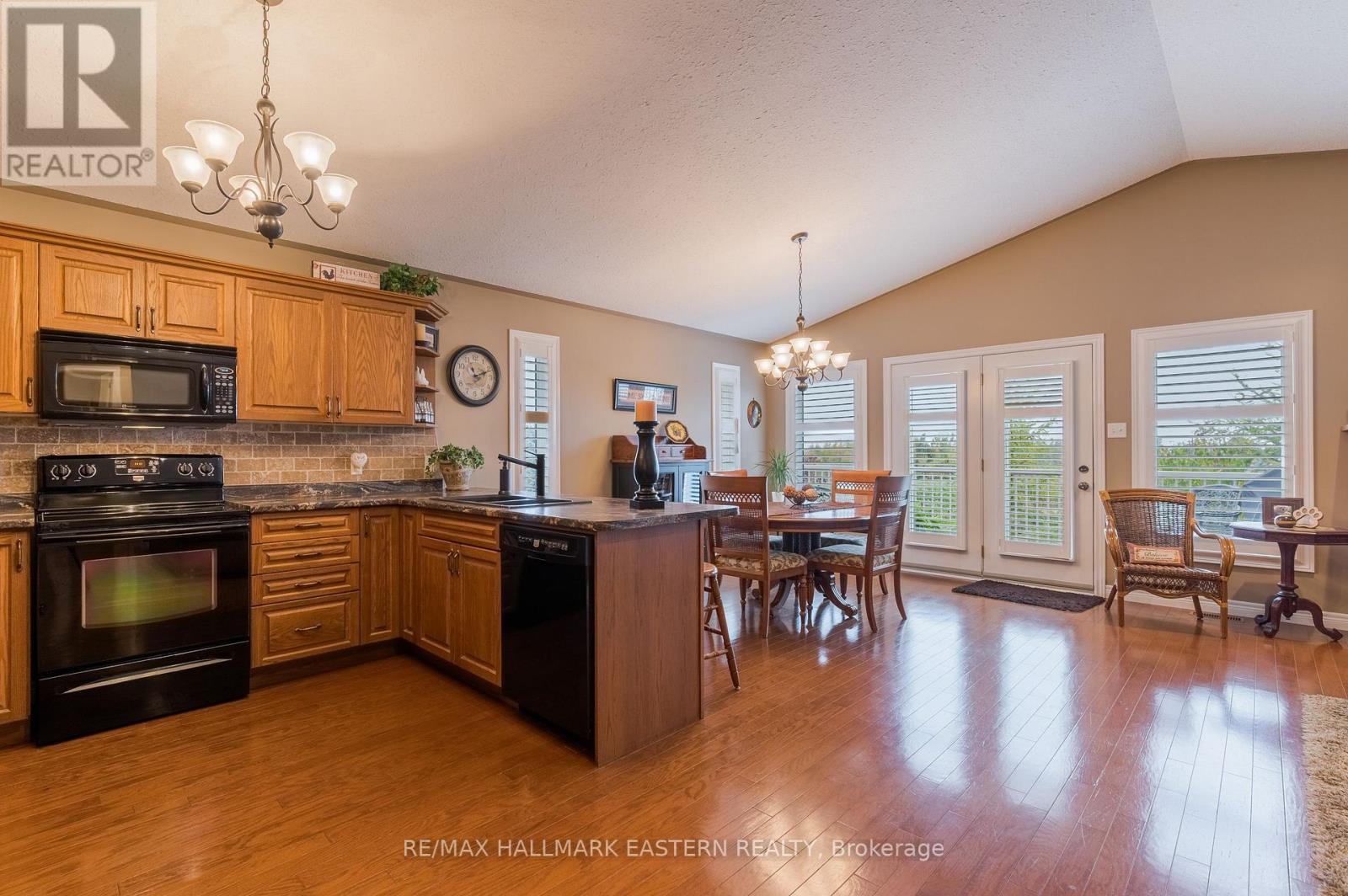 748 Overend Gardens, Peterborough (Monaghan Ward 2), Ontario  K9K 0A2 - Photo 18 - X13865478