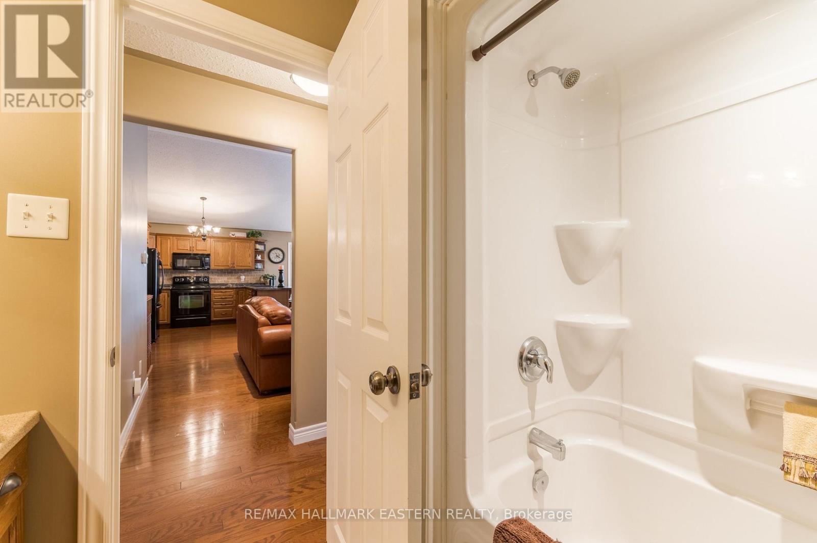 748 Overend Gardens, Peterborough (Monaghan Ward 2), Ontario  K9K 0A2 - Photo 27 - X13865478
