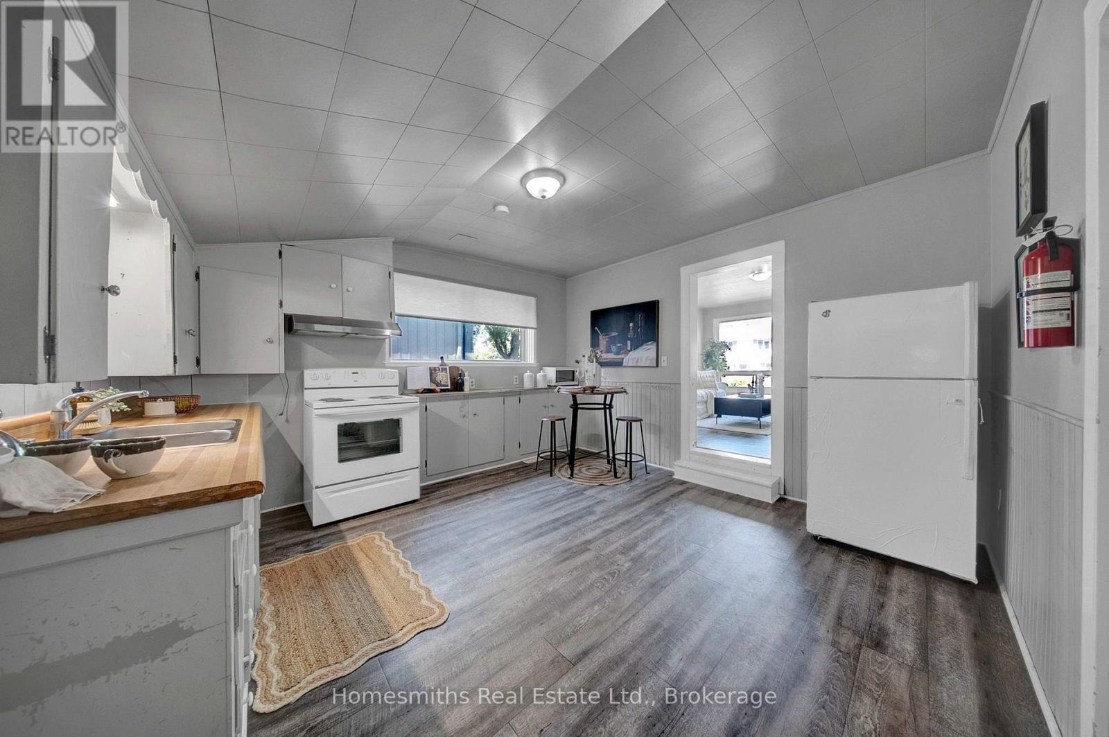 95 Emily Street, Clarington (Newcastle), Ontario  L1B 1H1 - Photo 14 - E13865916