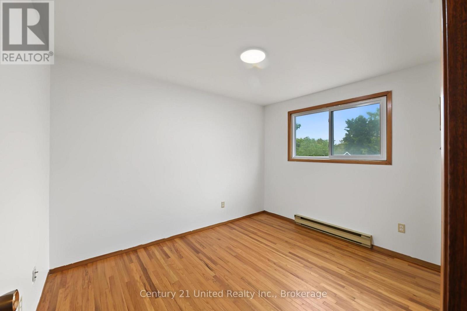 198 Aylmer Street N, Peterborough (Town Ward 3), Ontario  K9J 3K1 - Photo 21 - X13866338
