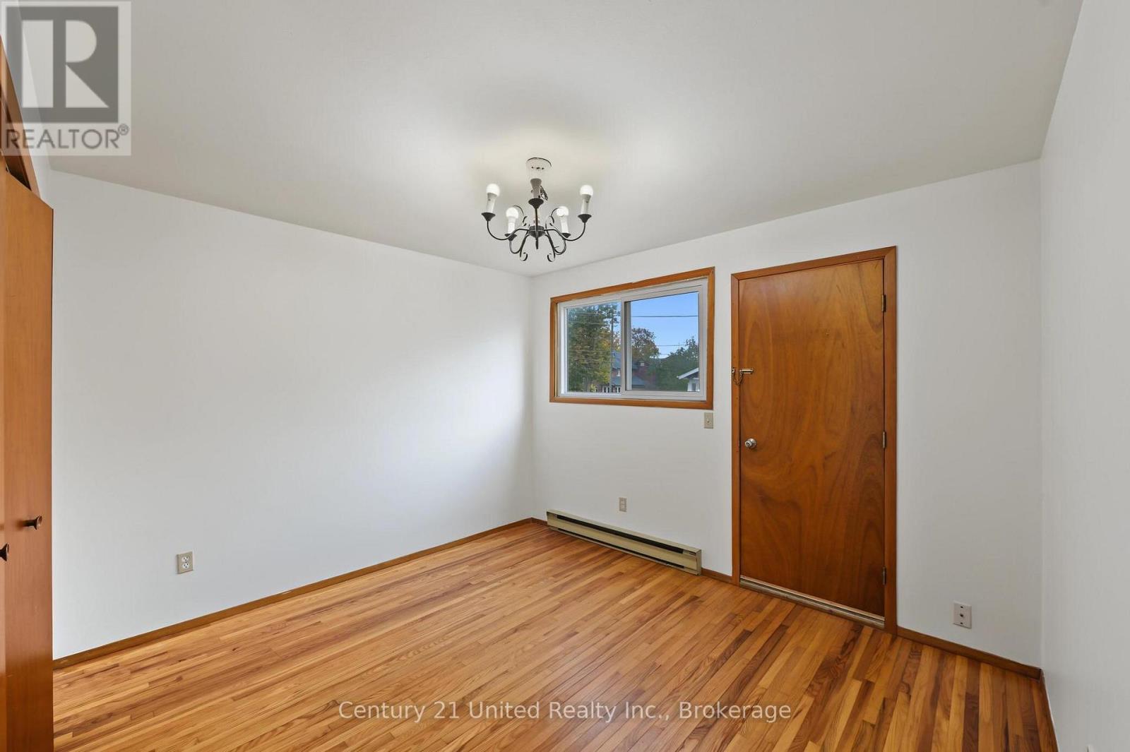 198 Aylmer Street N, Peterborough (Town Ward 3), Ontario  K9J 3K1 - Photo 22 - X13866338