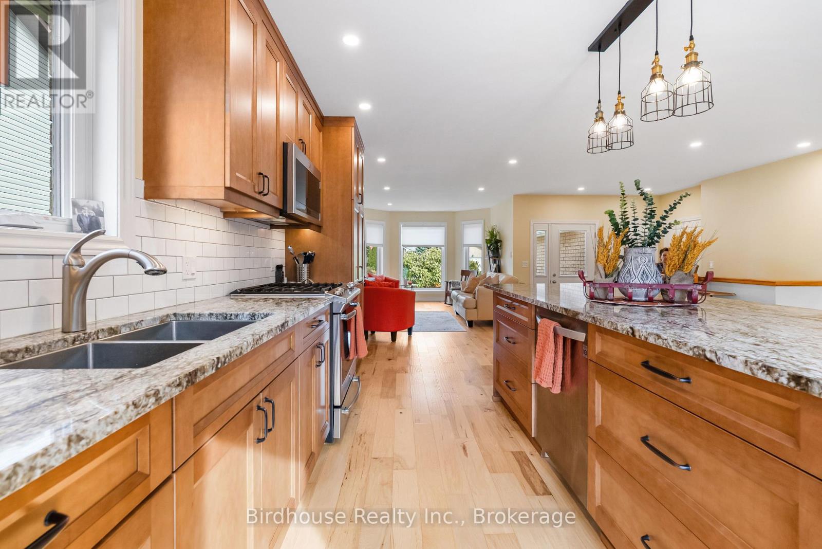 25 Kirkconnell Road, Kawartha Lakes (Lindsay), Ontario  K9V 6E7 - Photo 9 - X13866654