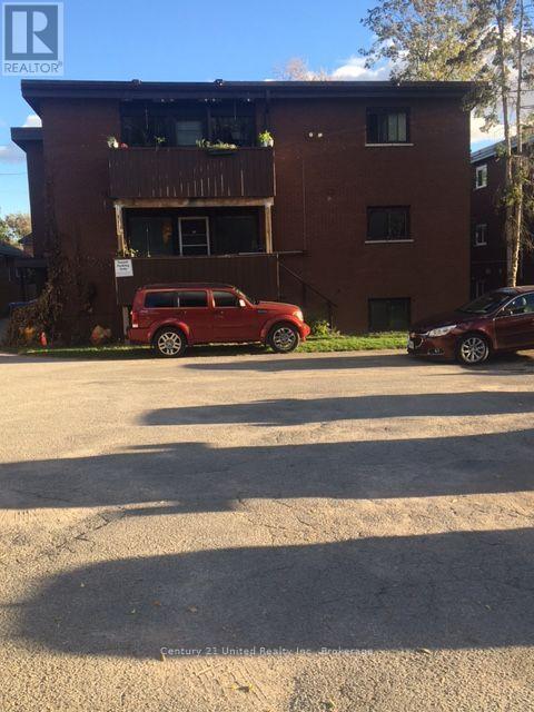 266 Romaine Street, Peterborough (Town Ward 3), Ontario  K9J 2C5 - Photo 2 - X13866910