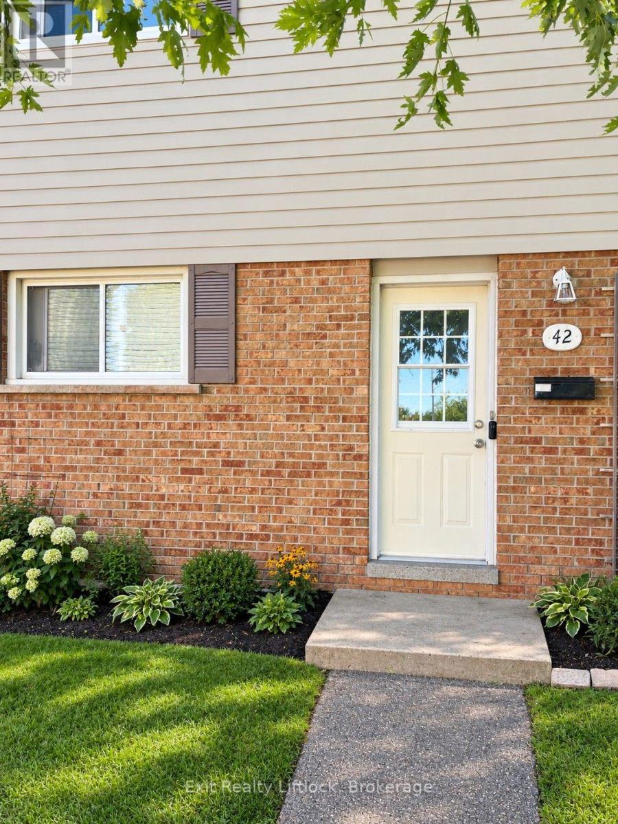 42 - 996 Sydenham Road, Peterborough (Ashburnham Ward 4), Ontario  K9J 7V7 - Photo 3 - X13867106