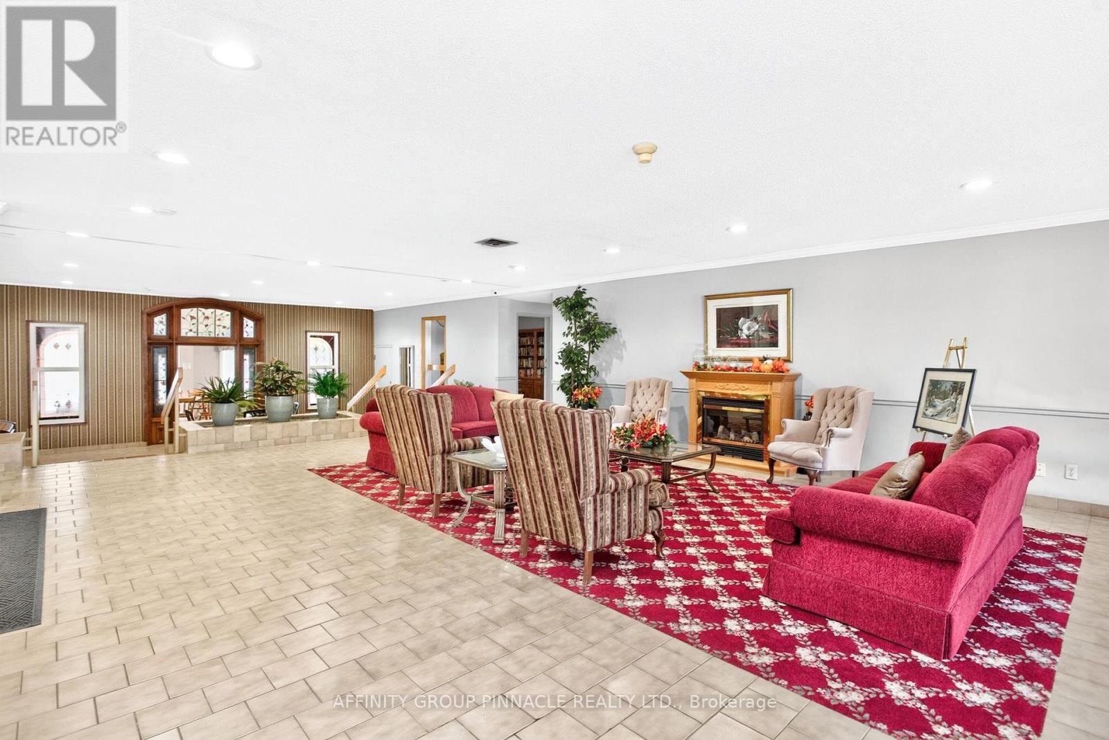 206 - 1 Heritage Way, Kawartha Lakes (Lindsay), Ontario  K9V 5P9 - Photo 6 - X13867656