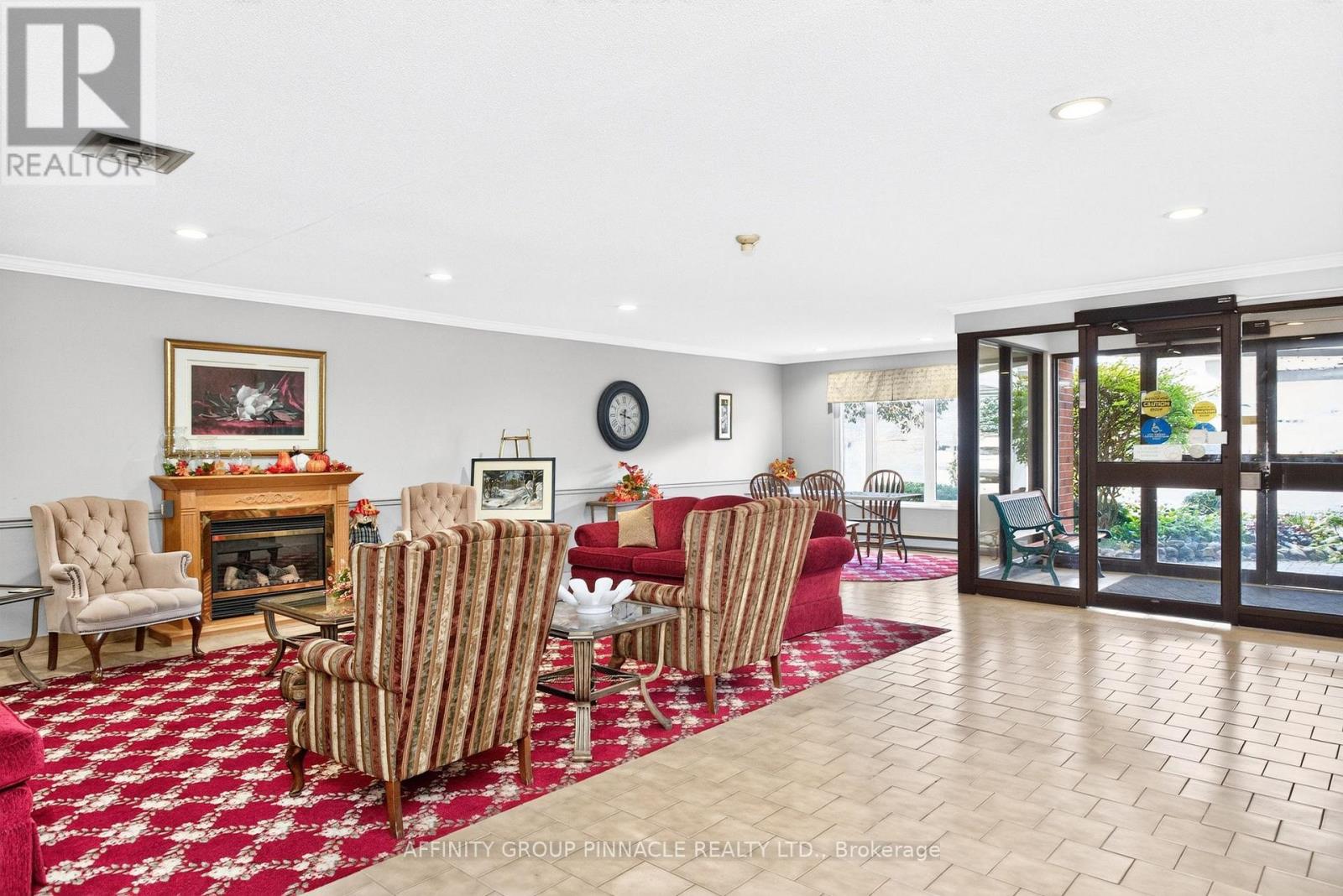 206 - 1 Heritage Way, Kawartha Lakes (Lindsay), Ontario  K9V 5P9 - Photo 8 - X13867656