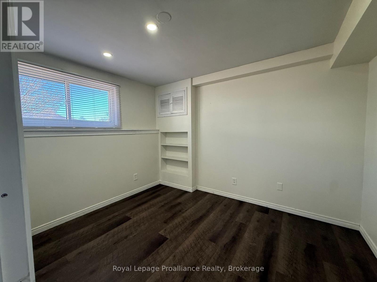 Lower Unit - 939 Dainard Drive, Peterborough (Monaghan Ward 2), Ontario  K9K 2A7 - Photo 5 - X13868360