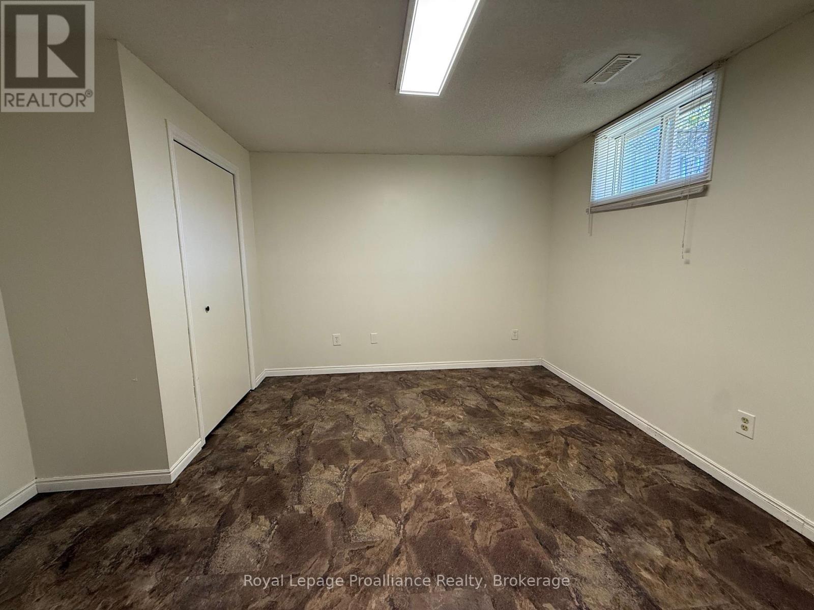 Lower Unit - 939 Dainard Drive, Peterborough (Monaghan Ward 2), Ontario  K9K 2A7 - Photo 6 - X13868360